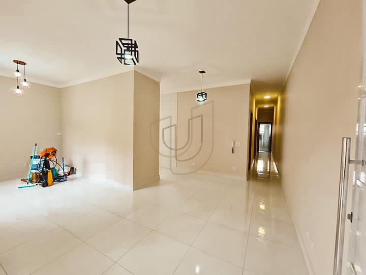 Casa com 3 Dormit&oacute;rios no Loteamento Villa Branca - Jacare&iacute;/SP  Jacareí - 