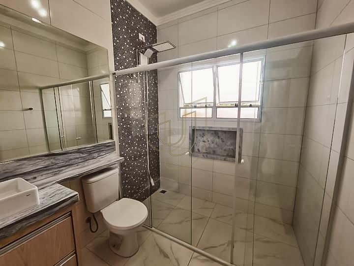 Casa com 3 Dormit&oacute;rios no Loteamento Villa Branca - Jacare&iacute;/SP  Jacareí - 