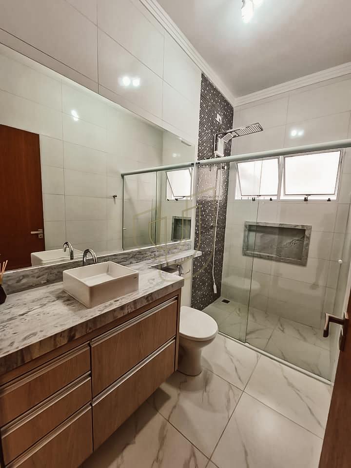 Casa com 3 Dormit&oacute;rios no Loteamento Villa Branca - Jacare&iacute;/SP  Jacareí - 