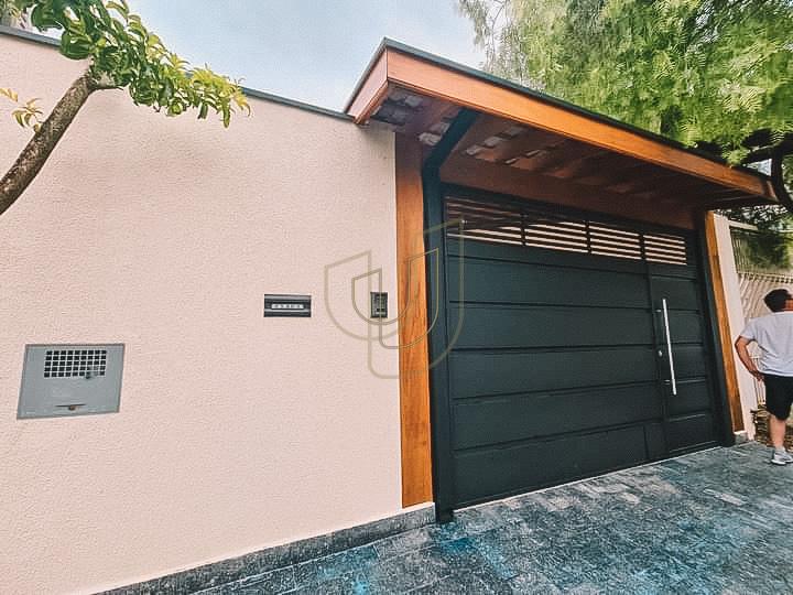 Casa com 3 Dormit&oacute;rios no Loteamento Villa Branca - Jacare&iacute;/SP  Jacareí - 