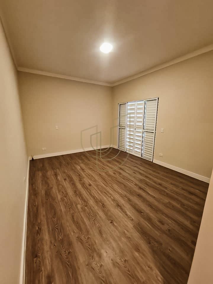 Casa com 3 Dormit&oacute;rios no Loteamento Villa Branca - Jacare&iacute;/SP  Jacareí - 