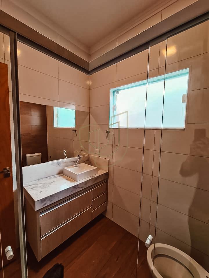 Casa com 3 Dormit&oacute;rios no Loteamento Villa Branca - Jacare&iacute;/SP  Jacareí - 