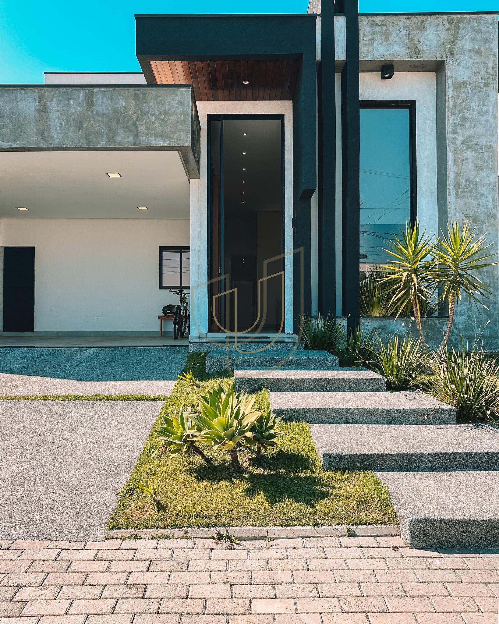 Casa T&eacute;rrea com 3 Dormit&oacute;rios no Santa M&ocirc;nica - Ca&ccedil;apava/SP  Caçapava - 