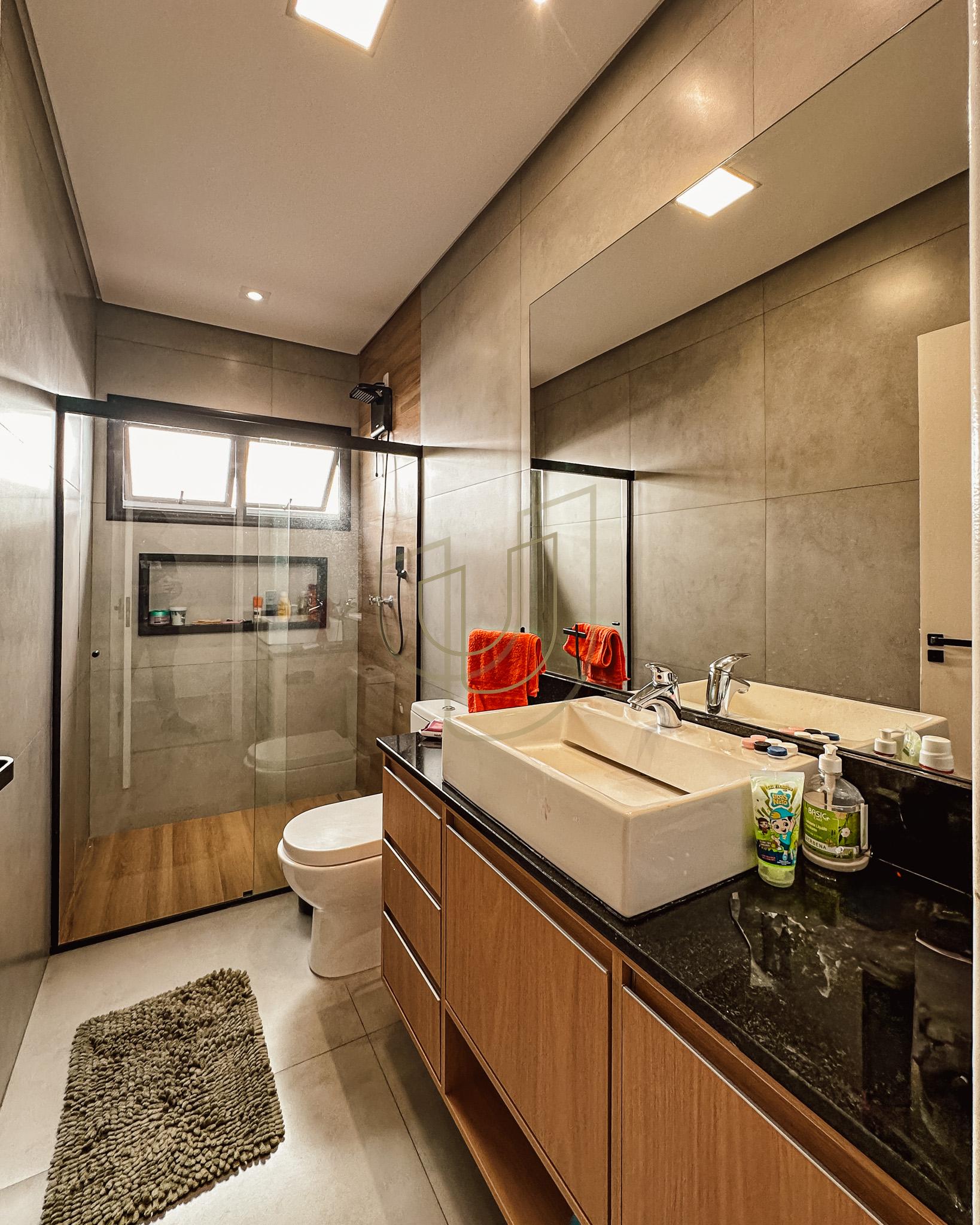 Casa T&eacute;rrea com 3 Dormit&oacute;rios no Santa M&ocirc;nica - Ca&ccedil;apava/SP  Caçapava - 