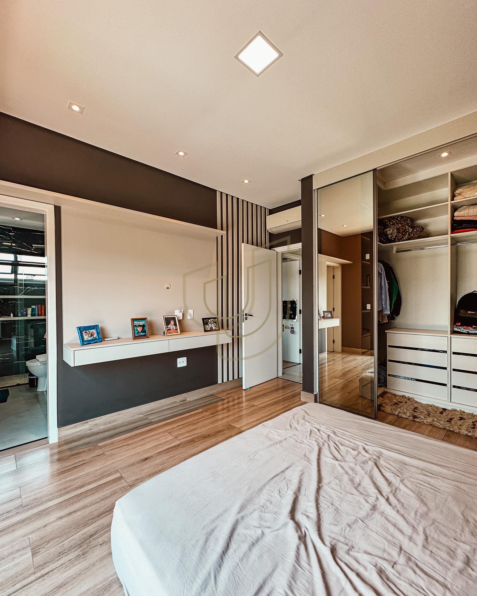 Casa T&eacute;rrea com 3 Dormit&oacute;rios no Santa M&ocirc;nica - Ca&ccedil;apava/SP  Caçapava - 