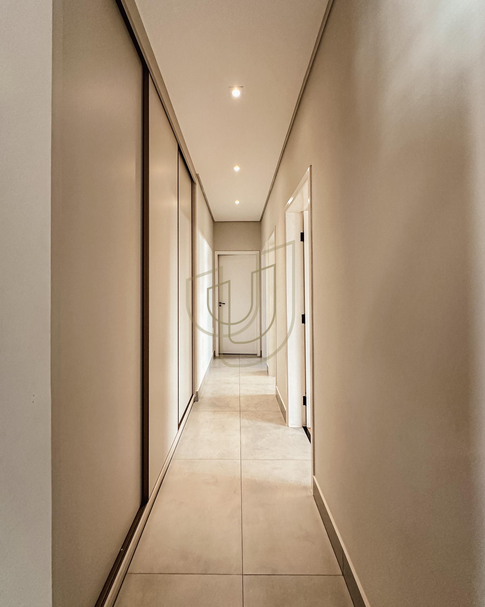 Casa T&eacute;rrea com 3 Dormit&oacute;rios no Santa M&ocirc;nica - Ca&ccedil;apava/SP  Caçapava - 