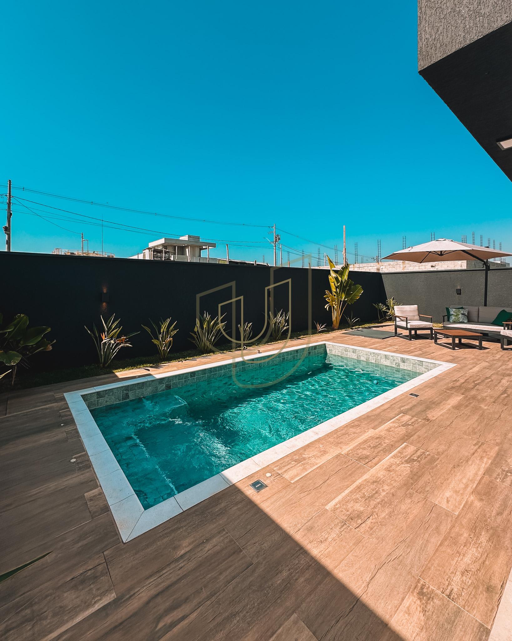 Casa T&eacute;rrea com 3 Dormit&oacute;rios no Santa M&ocirc;nica - Ca&ccedil;apava/SP  Caçapava - 