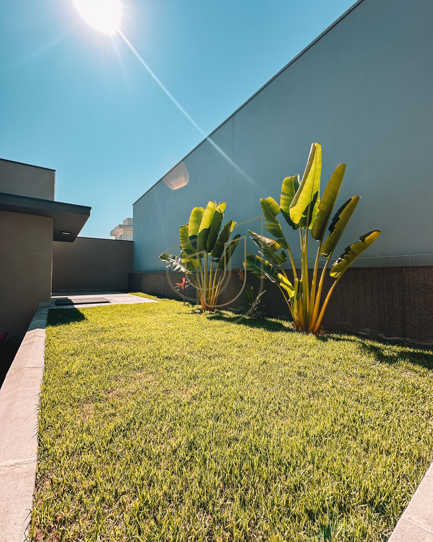 Casa T&eacute;rrea com 3 Dormit&oacute;rios no Santa M&ocirc;nica - Ca&ccedil;apava/SP  Caçapava - 