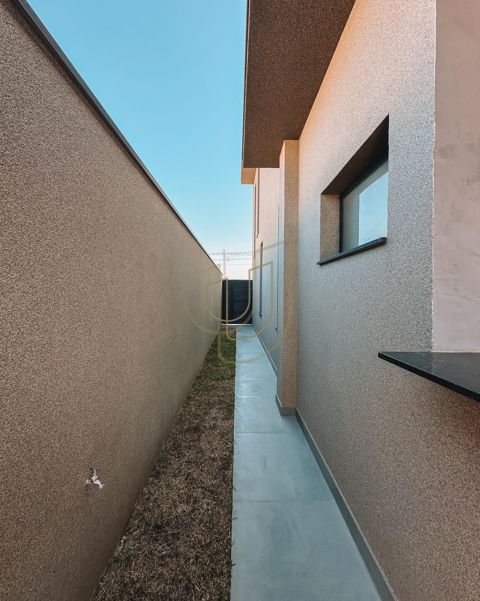 Casa T&eacute;rrea com 3 Dormit&oacute;rios no Santa M&ocirc;nica - Ca&ccedil;apava/SP  Caçapava - 