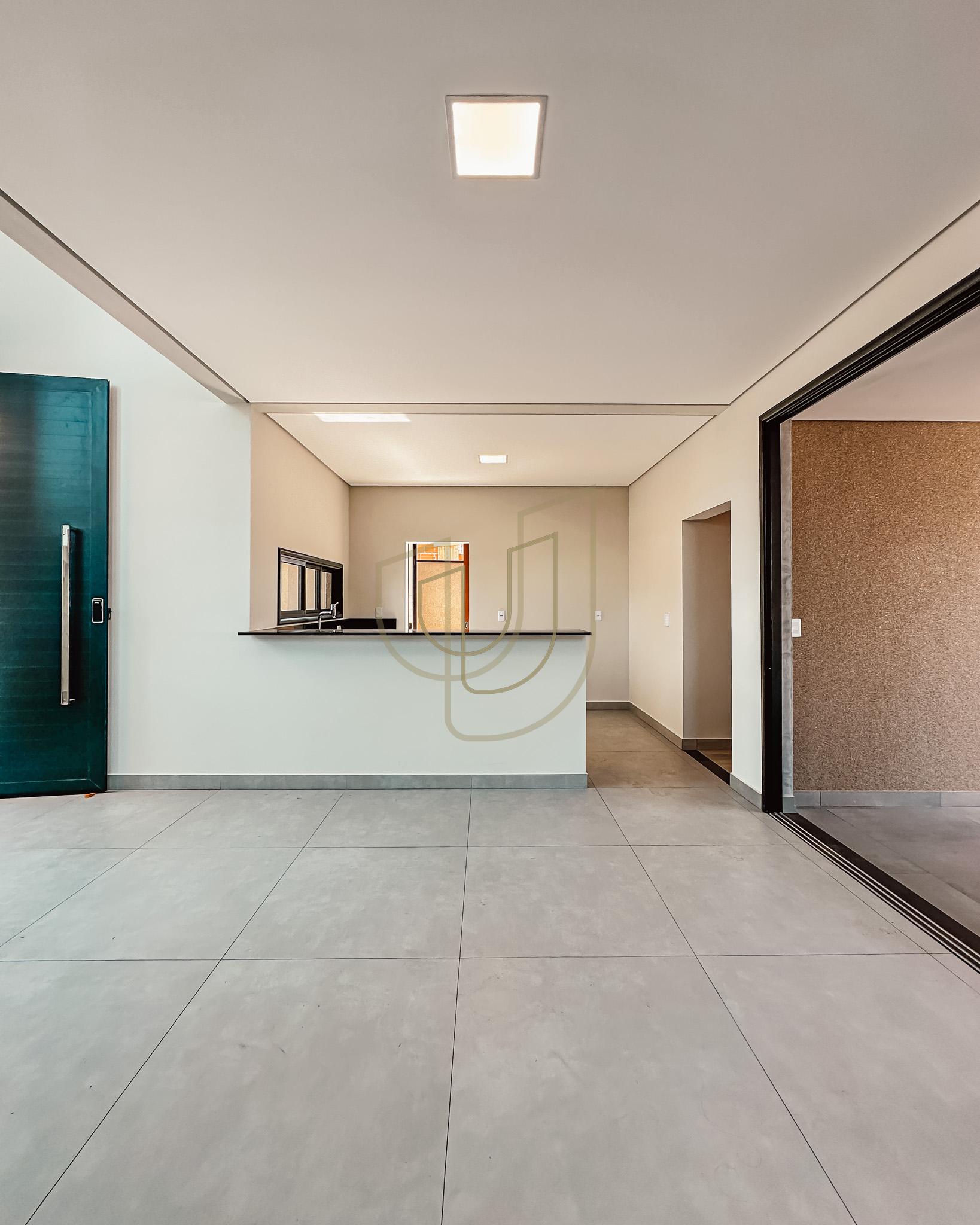 Casa T&eacute;rrea com 3 Dormit&oacute;rios no Santa M&ocirc;nica - Ca&ccedil;apava/SP  Caçapava - 