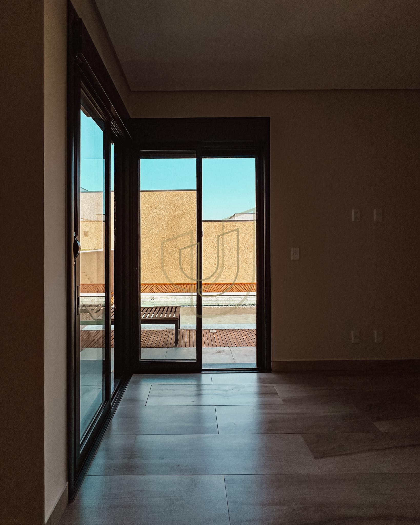 Casa T&eacute;rrea com 3 Dormit&oacute;rios no Santa M&ocirc;nica - Ca&ccedil;apava/SP  Caçapava - 