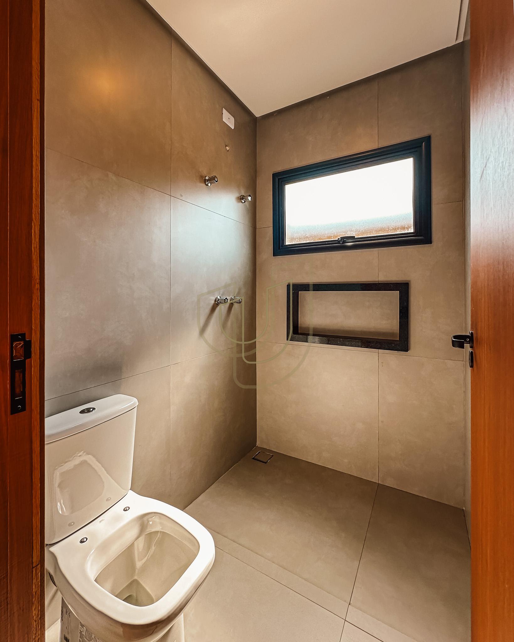 Casa T&eacute;rrea com 3 Dormit&oacute;rios no Santa M&ocirc;nica - Ca&ccedil;apava/SP  Caçapava - 