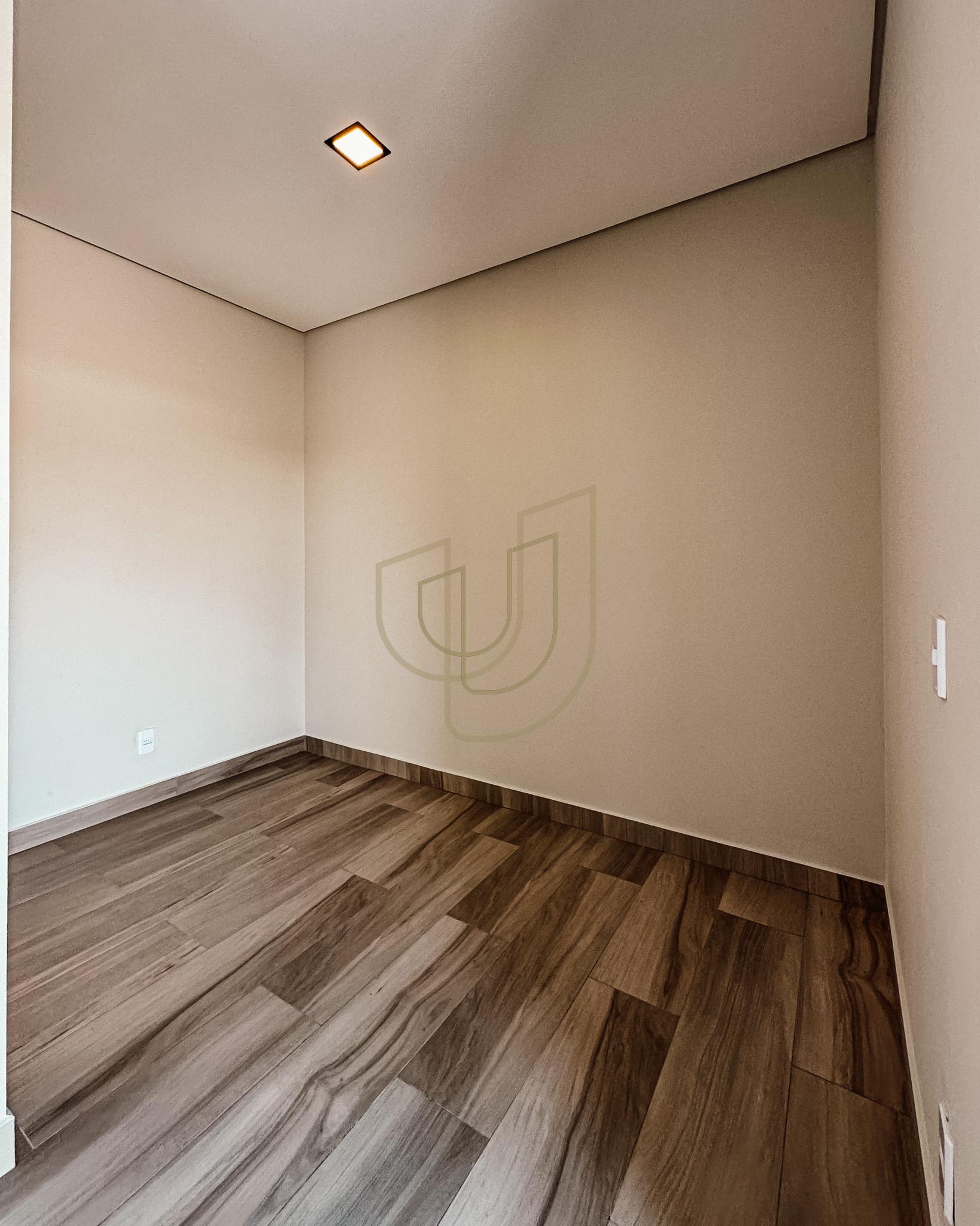 Casa T&eacute;rrea com 3 Dormit&oacute;rios no Santa M&ocirc;nica - Ca&ccedil;apava/SP  Caçapava - 