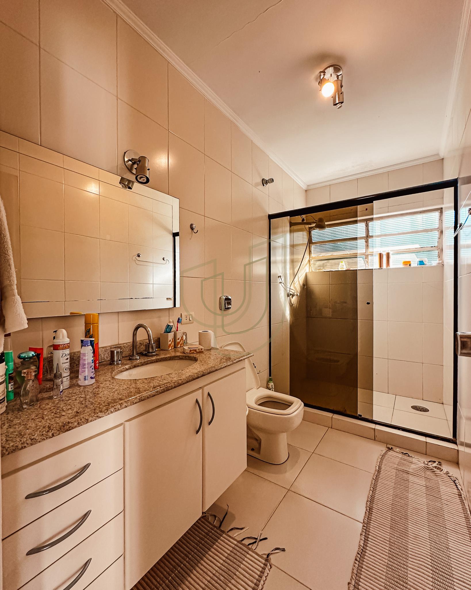 Casa T&eacute;rrea com 5 Dormit&oacute;rios no Jardim Esplanada - S&atilde;o Jos&eacute; dos Campos/SP  São José dos Campos - 