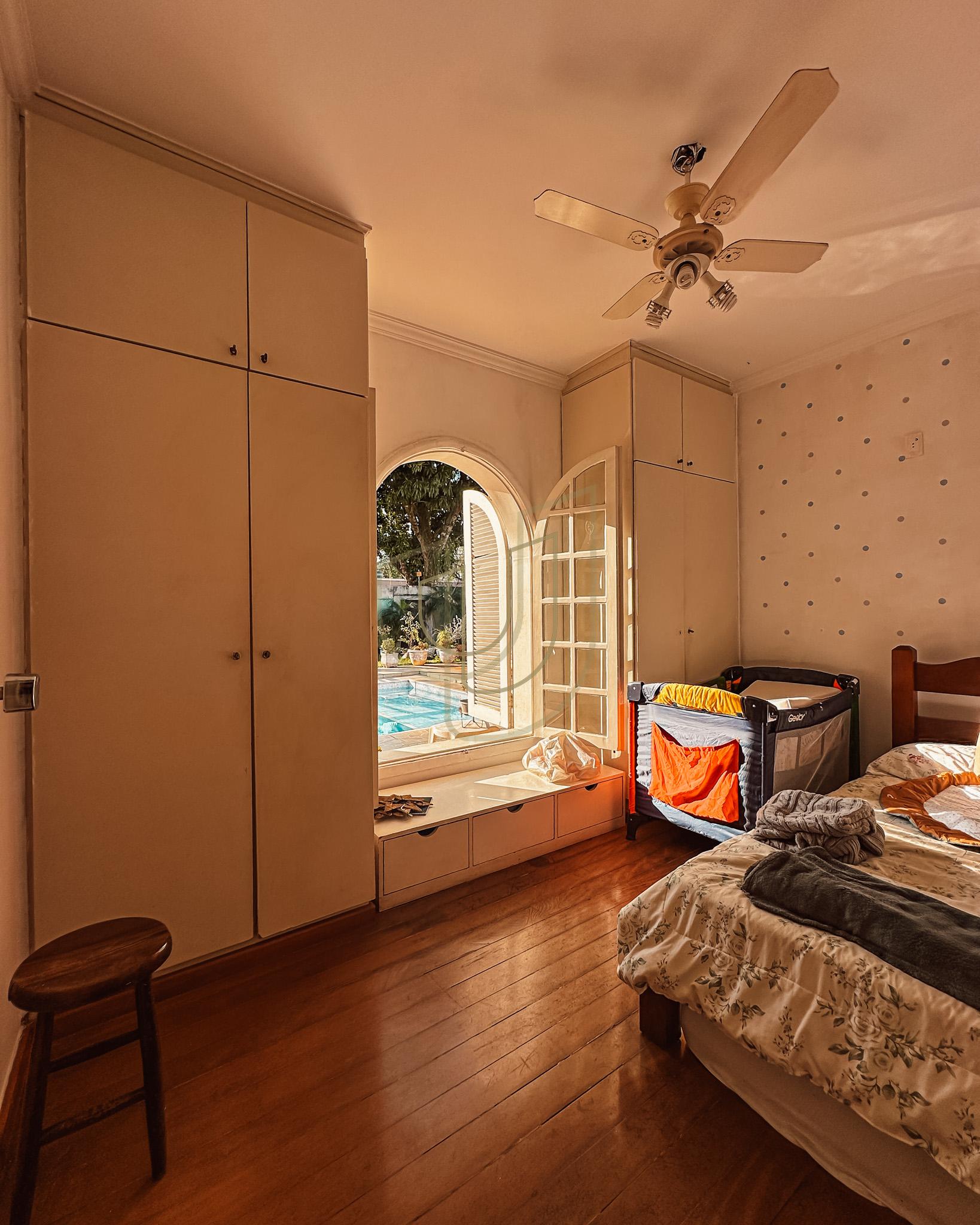 Casa T&eacute;rrea com 5 Dormit&oacute;rios no Jardim Esplanada - S&atilde;o Jos&eacute; dos Campos/SP  São José dos Campos - 