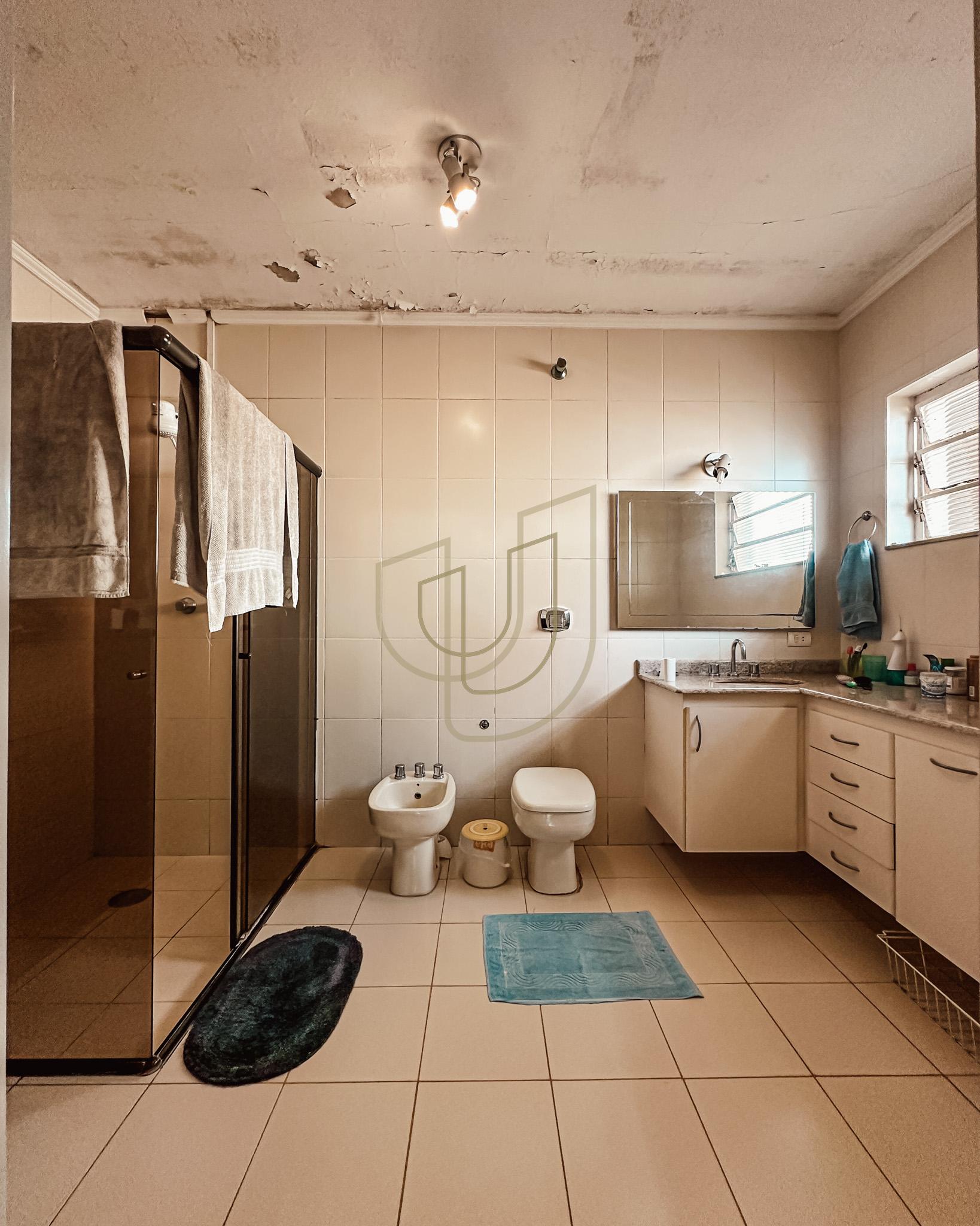 Casa T&eacute;rrea com 5 Dormit&oacute;rios no Jardim Esplanada - S&atilde;o Jos&eacute; dos Campos/SP  São José dos Campos - 