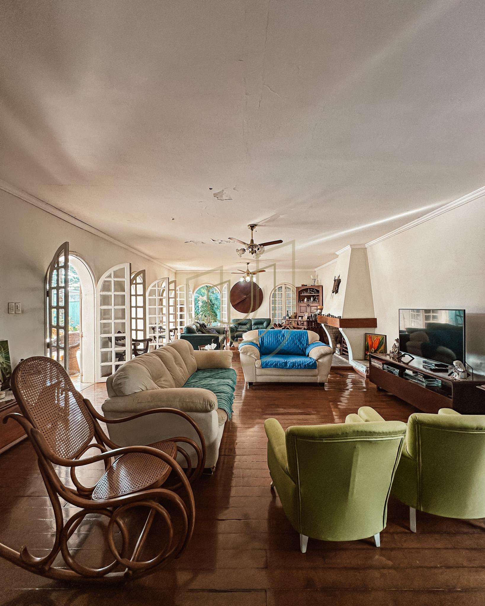 Casa T&eacute;rrea com 5 Dormit&oacute;rios no Jardim Esplanada - S&atilde;o Jos&eacute; dos Campos/SP  São José dos Campos - 