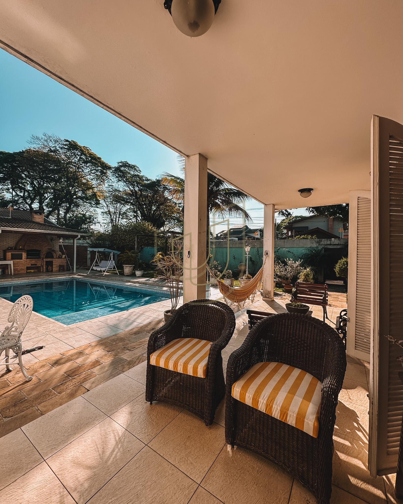 Casa T&eacute;rrea com 5 Dormit&oacute;rios no Jardim Esplanada - S&atilde;o Jos&eacute; dos Campos/SP  São José dos Campos - 