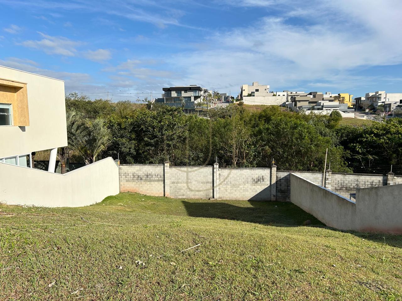 Terreno de 590m&sup2; no condom&iacute;nio Alphaville I - S&atilde;o Jos&eacute; dos Campos/SP  São José dos Campos - 