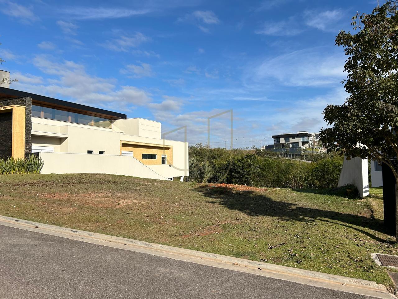 Terreno de 590m&sup2; no condom&iacute;nio Alphaville I - S&atilde;o Jos&eacute; dos Campos/SP  São José dos Campos - 