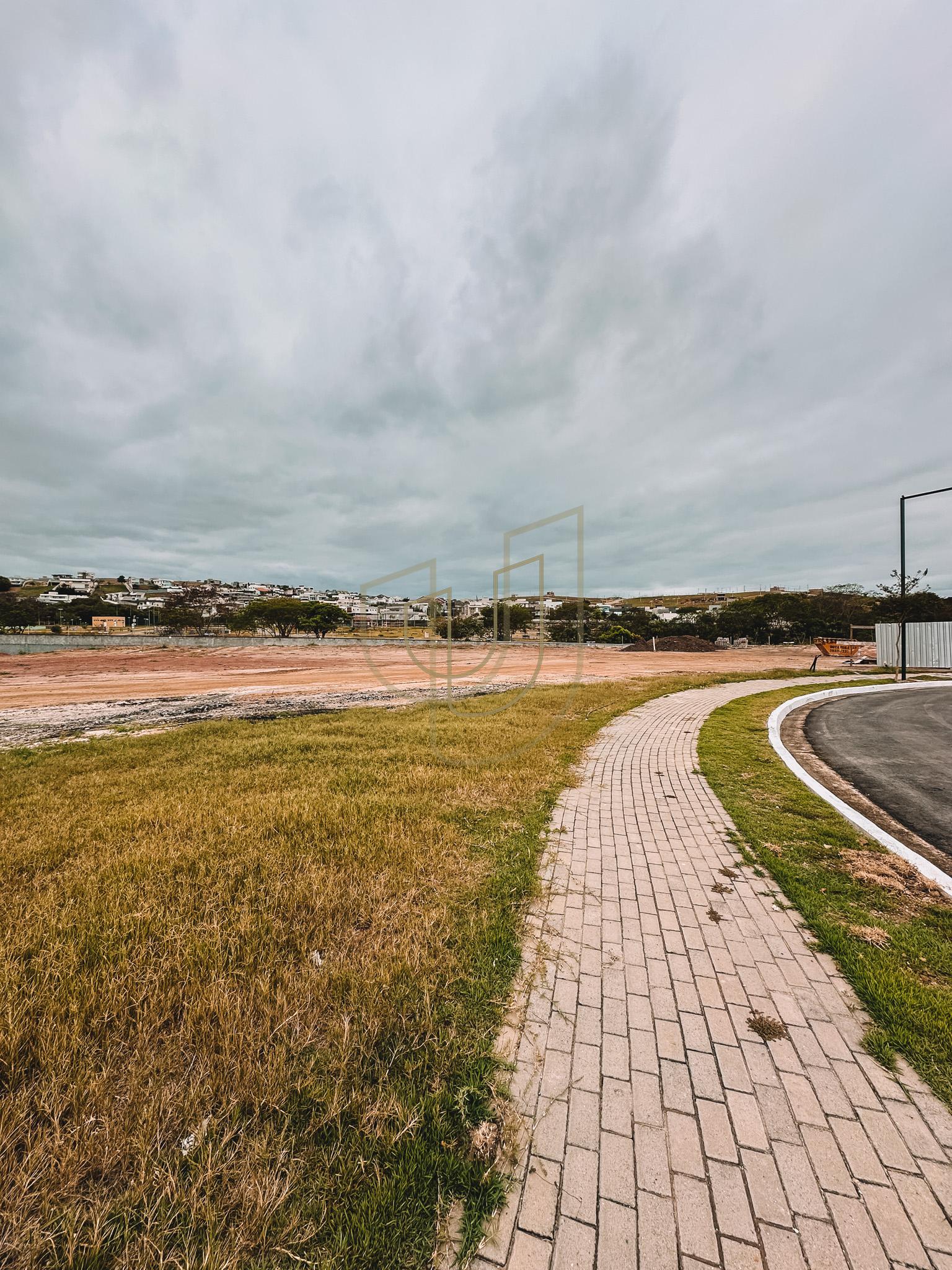 Terreno de 705 m&sup2; no Jardins das Na&ccedil;&otilde;es - S&atilde;o Jos&eacute; dos Campos/SP  São José dos Campos - 