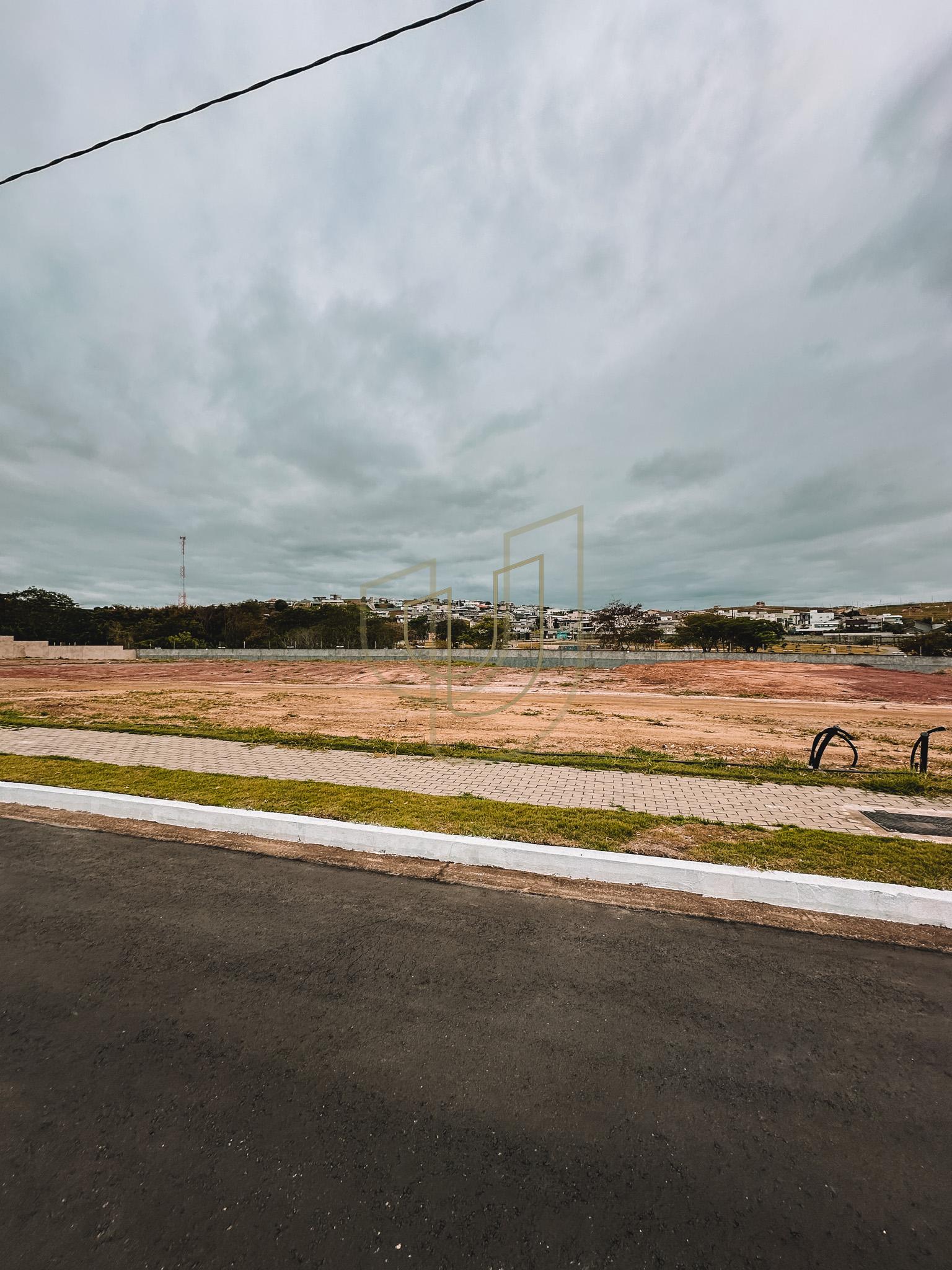 Terreno de 882 m&sup2; no Jardins das Na&ccedil;&otilde;es - S&atilde;o Jos&eacute; dos Campos/SP  São José dos Campos - 