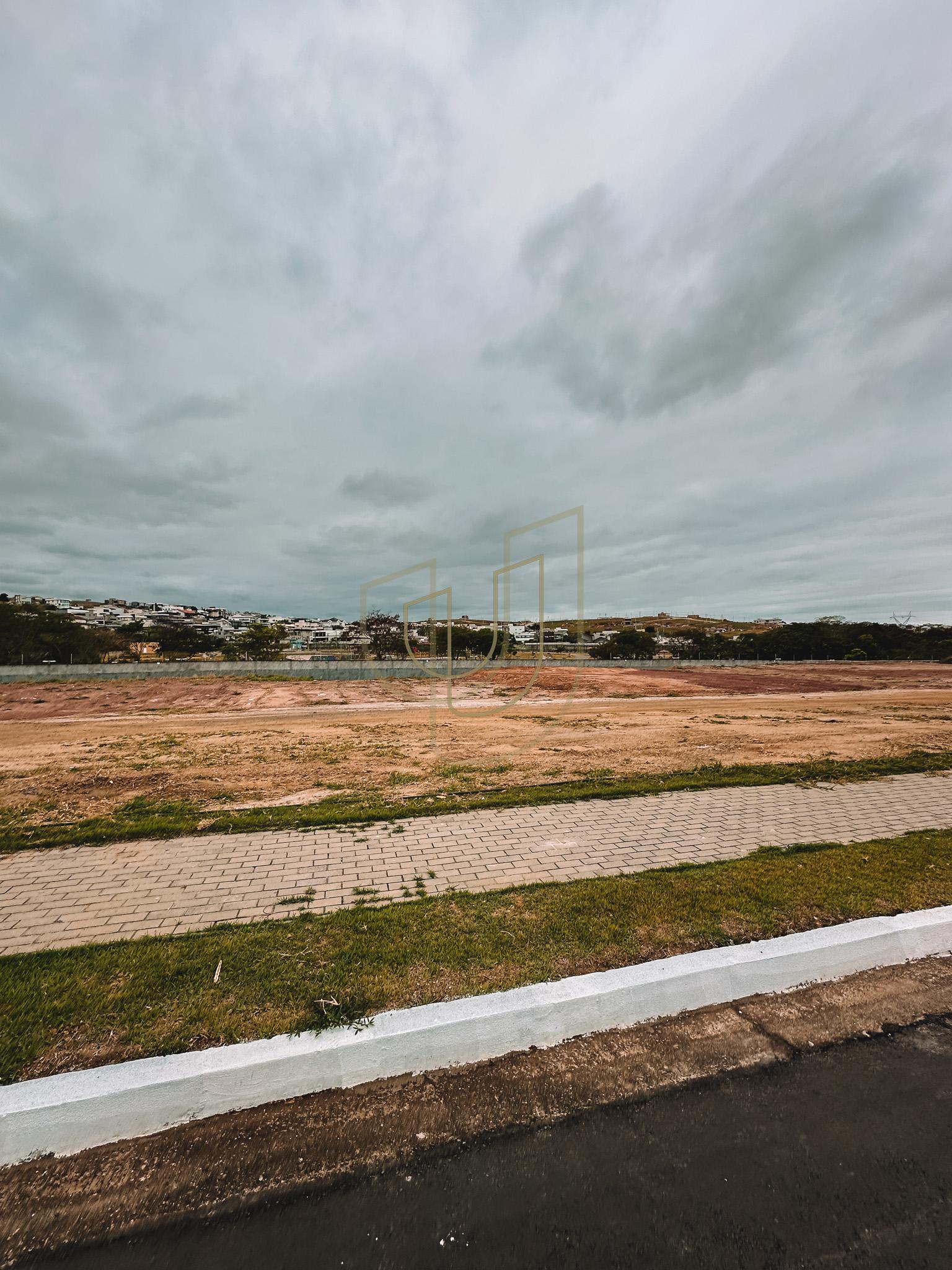 Terreno de 882 m&sup2; no Jardins das Na&ccedil;&otilde;es - S&atilde;o Jos&eacute; dos Campos/SP  São José dos Campos - 