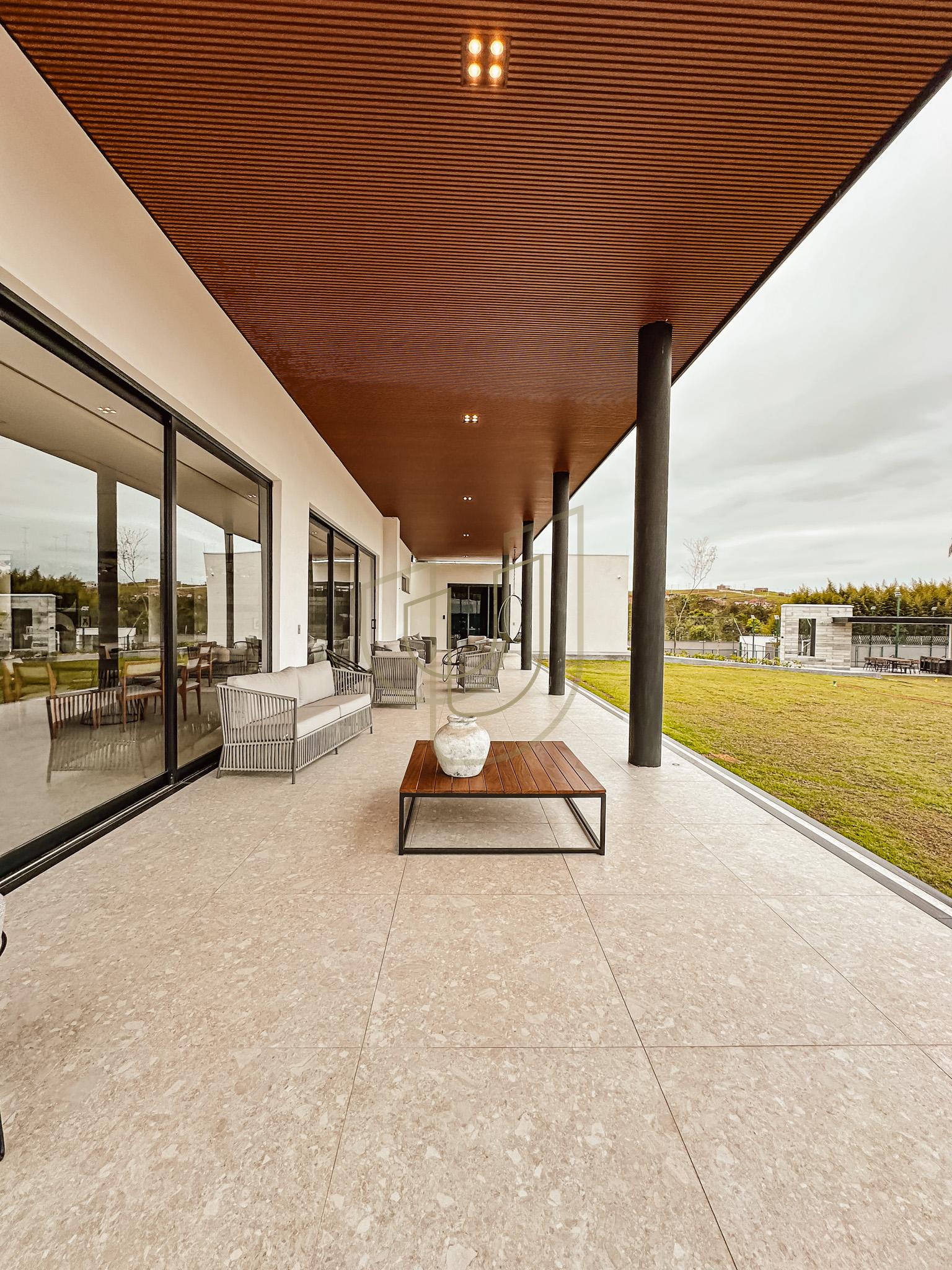 Terreno de 825 m&sup2; no Jardins das Na&ccedil;&otilde;es - S&atilde;o Jos&eacute; dos Campos/SP  São José dos Campos - 