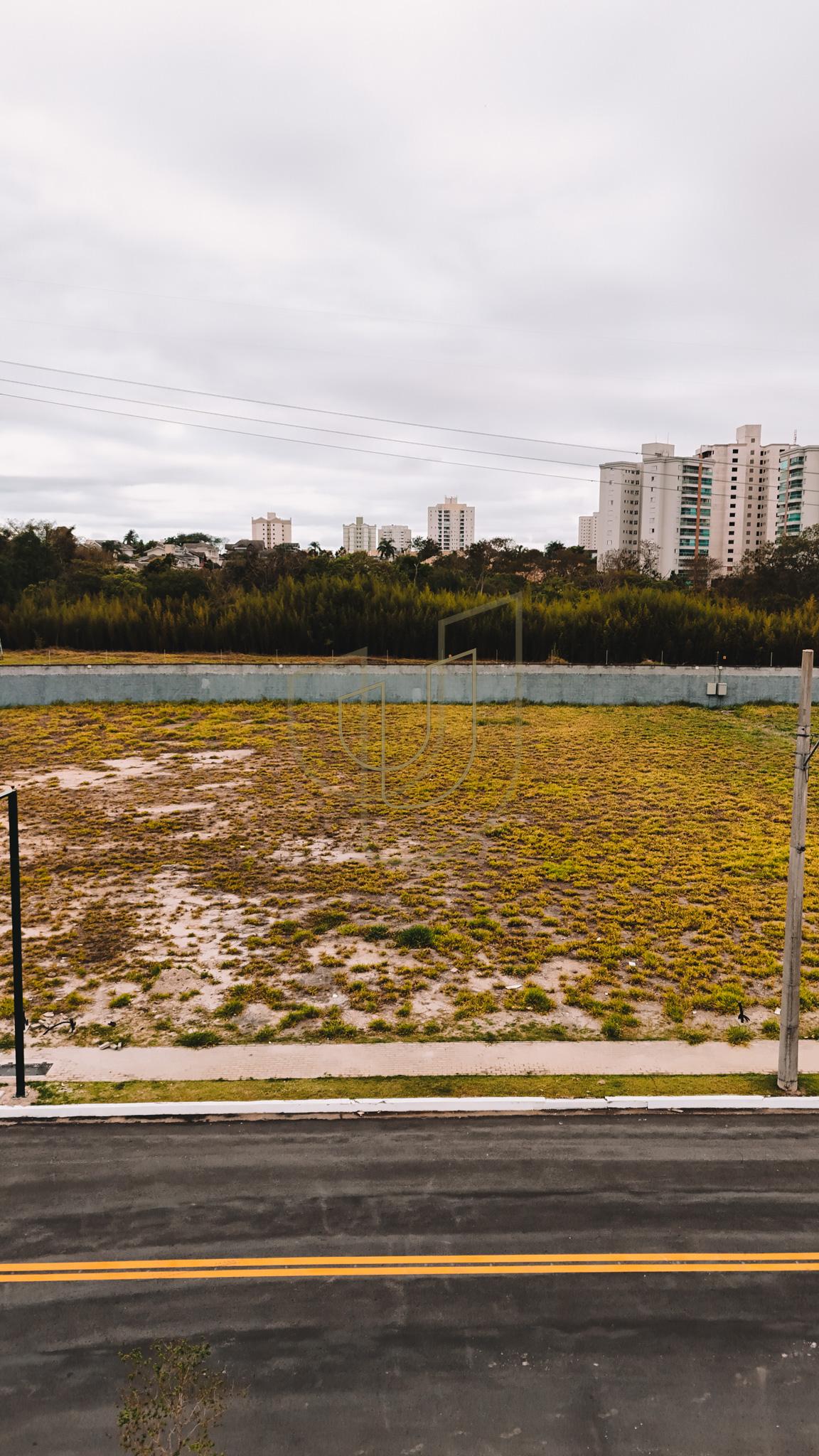 Terreno de 825 m&sup2; no Jardins das Na&ccedil;&otilde;es - S&atilde;o Jos&eacute; dos Campos/SP  São José dos Campos - 