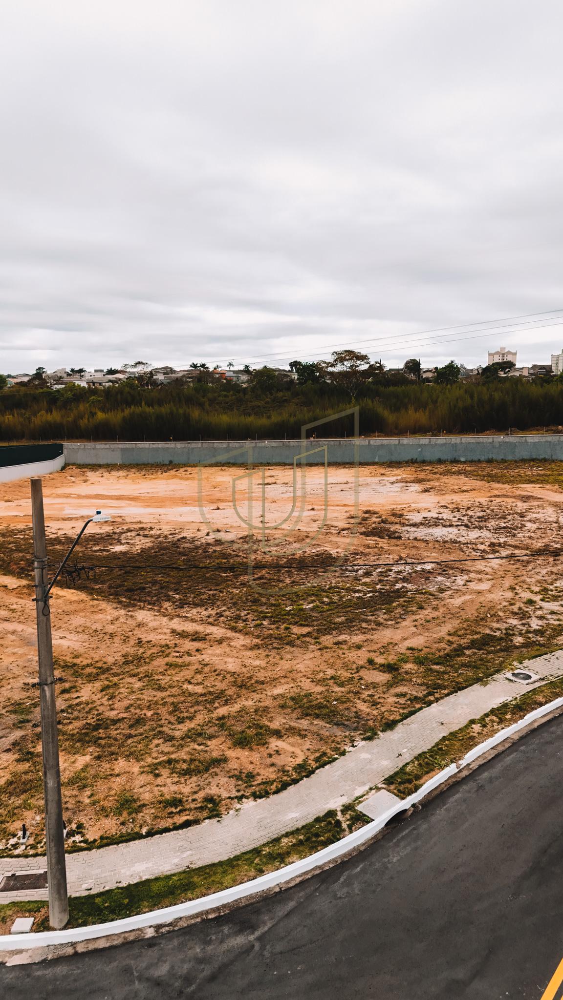 Terreno de  1102 m&sup2; no Jardins das Na&ccedil;&otilde;es - S&atilde;o Jos&eacute; dos Campos/SP Avenida Maria de Lourdes Friggi São José dos Campos - 