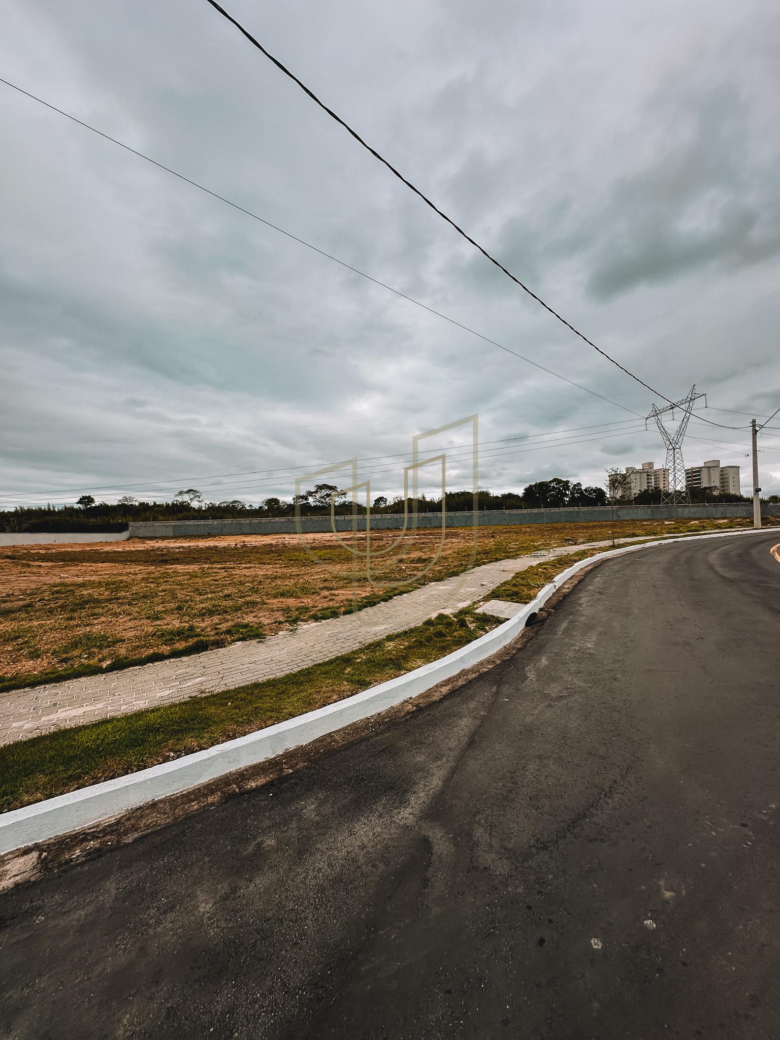 Terreno de  1102 m&sup2; no Jardins das Na&ccedil;&otilde;es - S&atilde;o Jos&eacute; dos Campos/SP Avenida Maria de Lourdes Friggi São José dos Campos - 