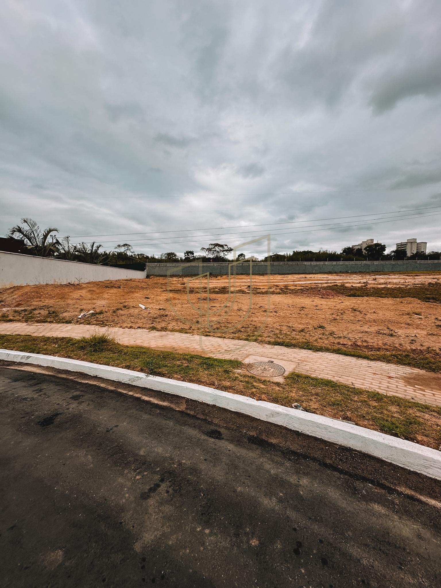 Terreno de 1602 m&sup2; no Jardins das Na&ccedil;&otilde;es - S&atilde;o Jos&eacute; dos Campos/SP  São José dos Campos - 
