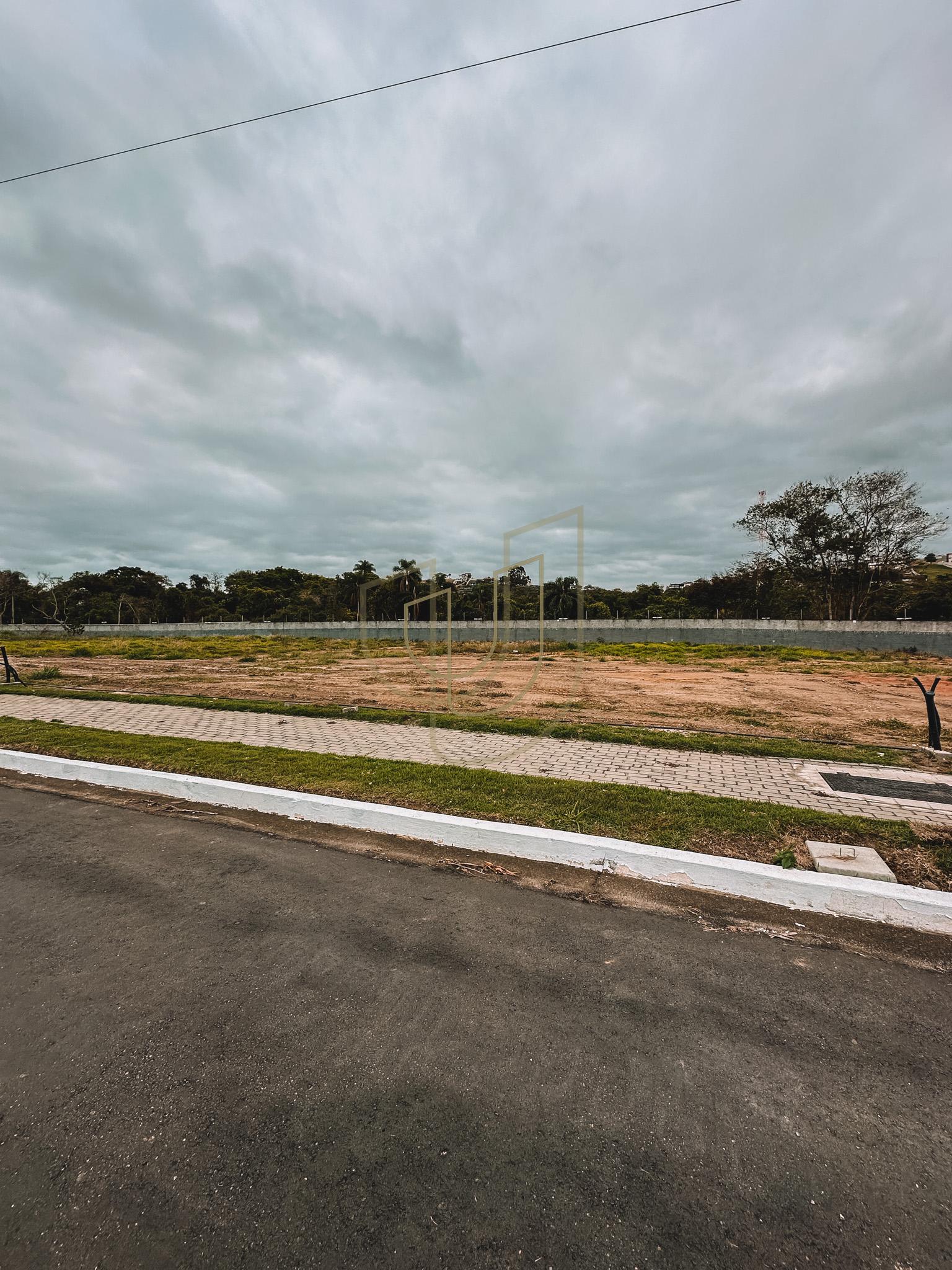 Terreno de 1009 m&sup2; no Jardins das Na&ccedil;&otilde;es - S&atilde;o Jos&eacute; dos Campos/SP  São José dos Campos - 