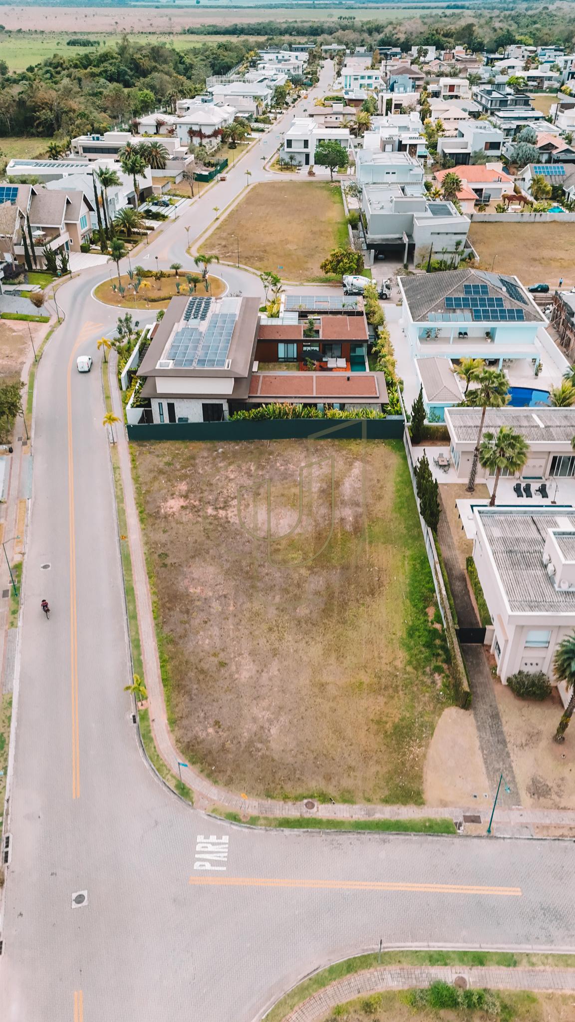 Terreno de 1312 m&sup2; no Ch&aacute;cara Serimbura - S&atilde;o Jos&eacute; dos Campos/SP  São José dos Campos - 