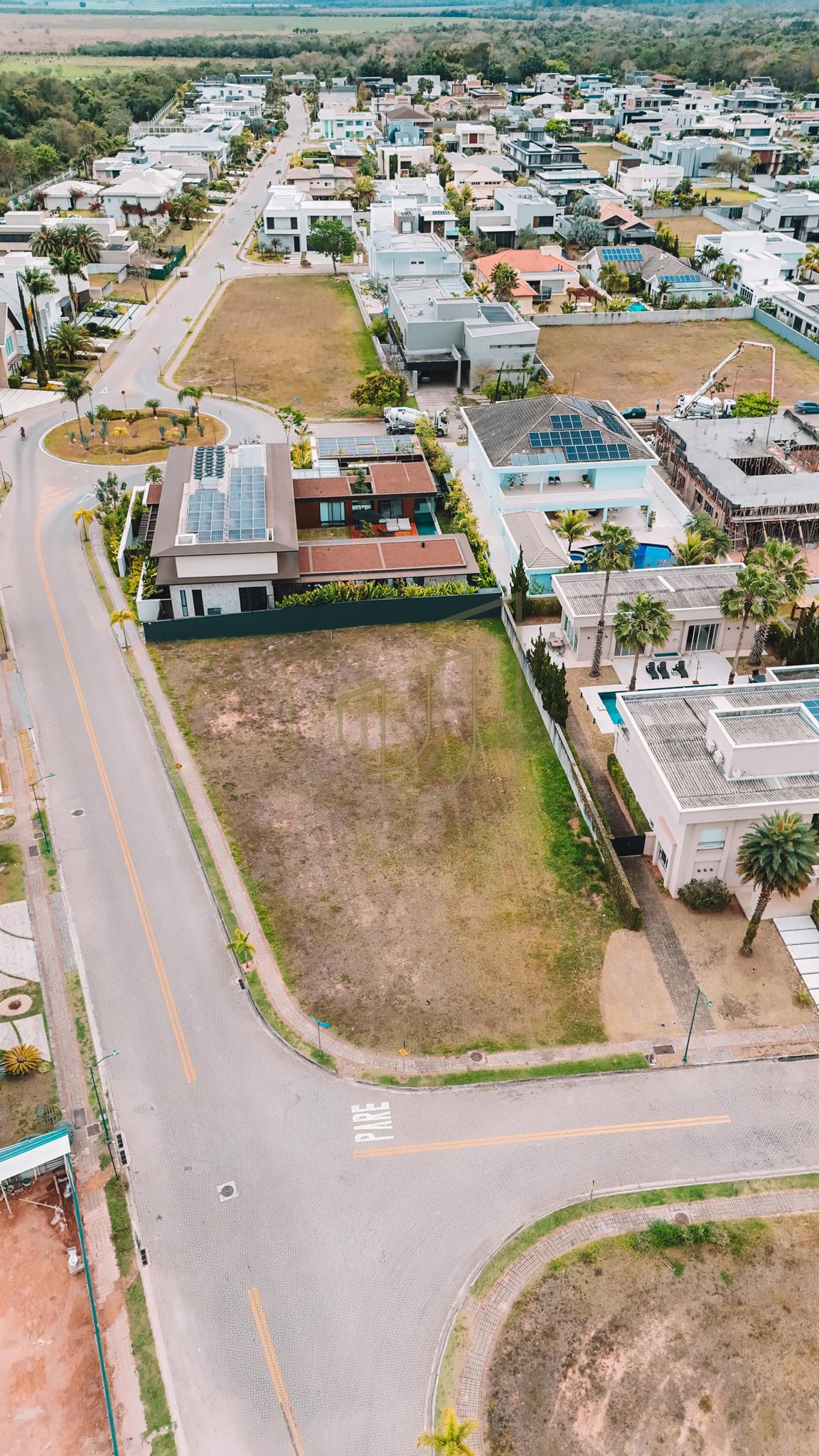 Terreno de 1312 m&sup2; no Ch&aacute;cara Serimbura - S&atilde;o Jos&eacute; dos Campos/SP  São José dos Campos - 