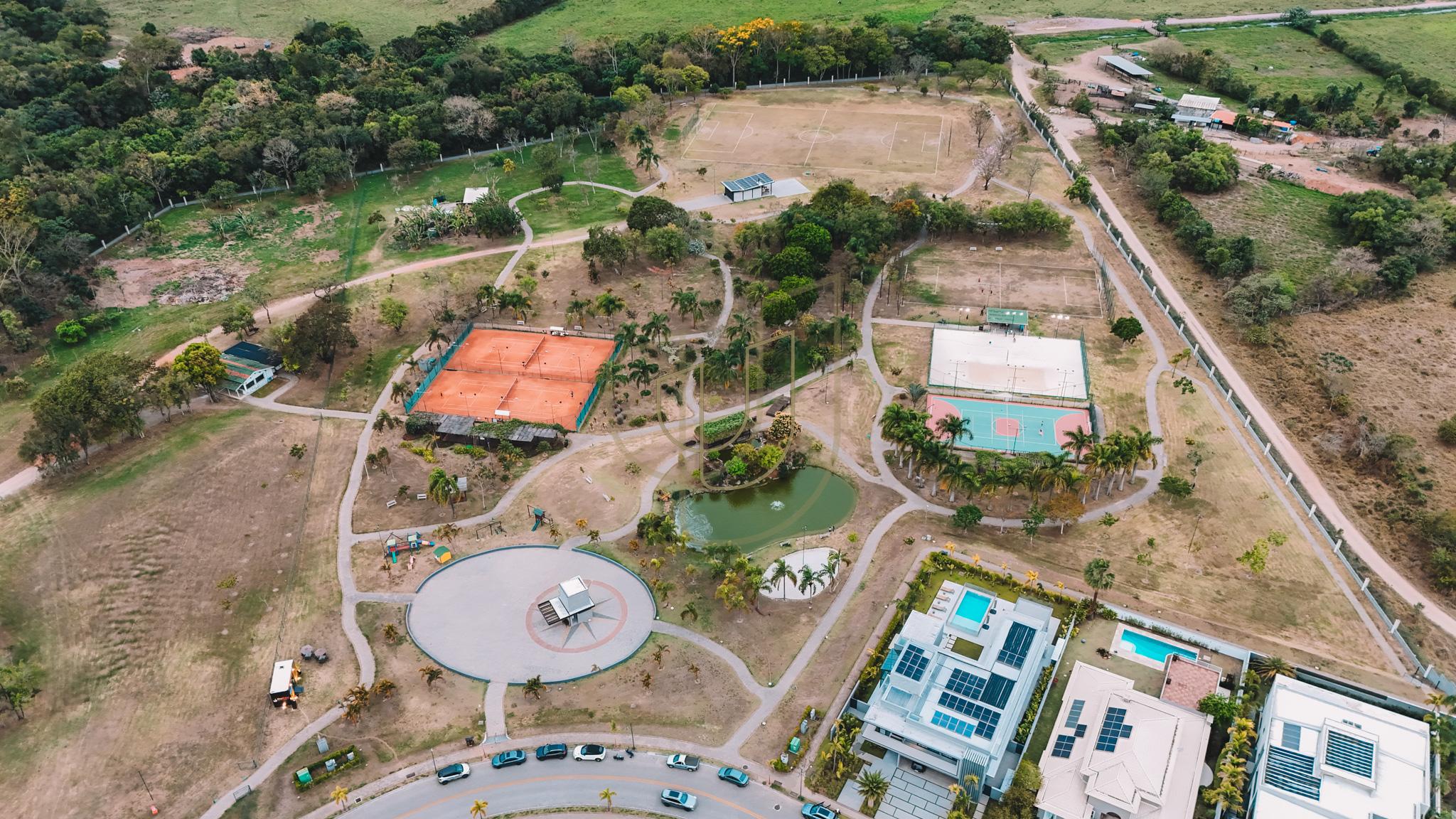 Terreno de 1.389 m&sup2; no Ch&aacute;cara Serimbura - S&atilde;o Jos&eacute; dos Campos/SP  São José dos Campos - 