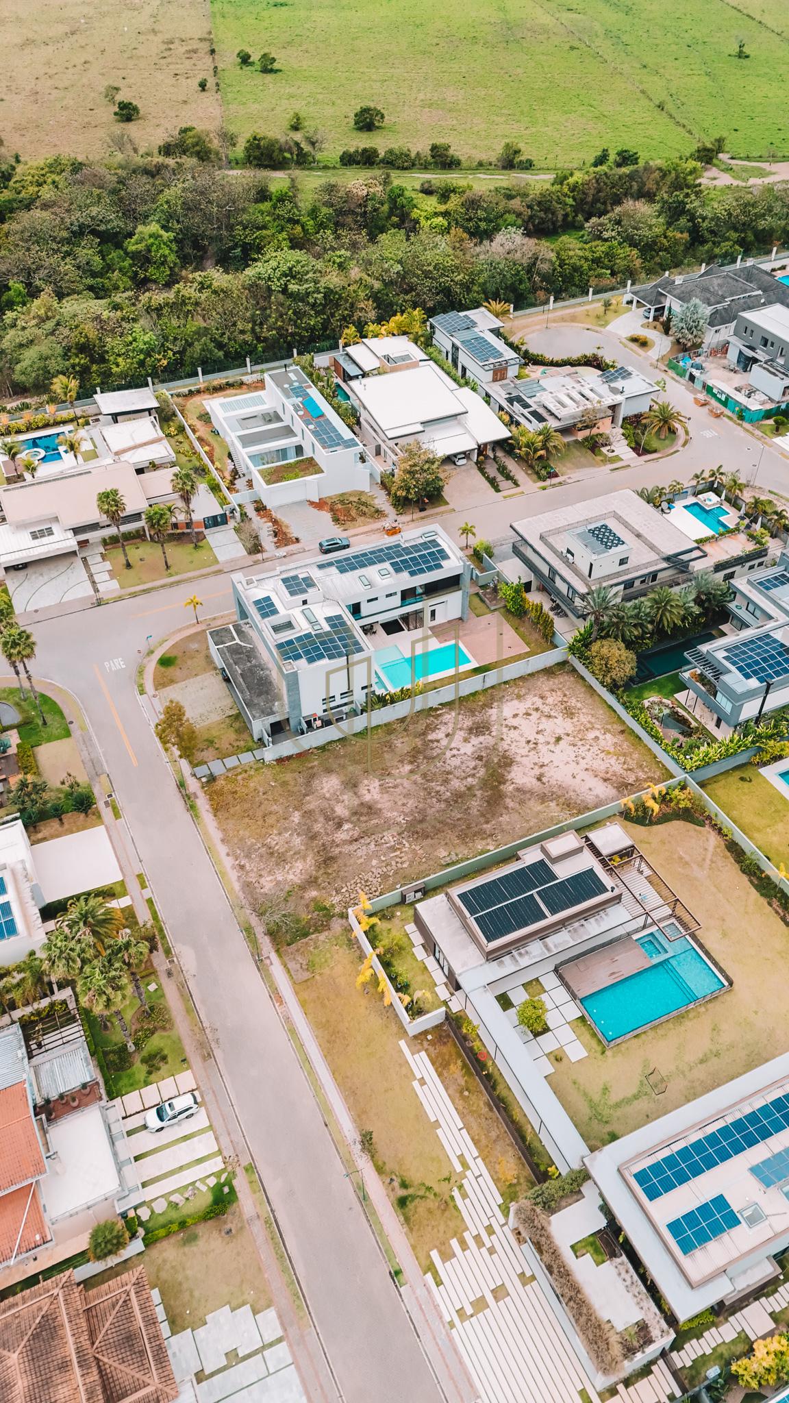 Terreno de 1200 m&sup2; no Ch&aacute;cara Serimbura - S&atilde;o Jos&eacute; dos Campos/SP  São José dos Campos - 