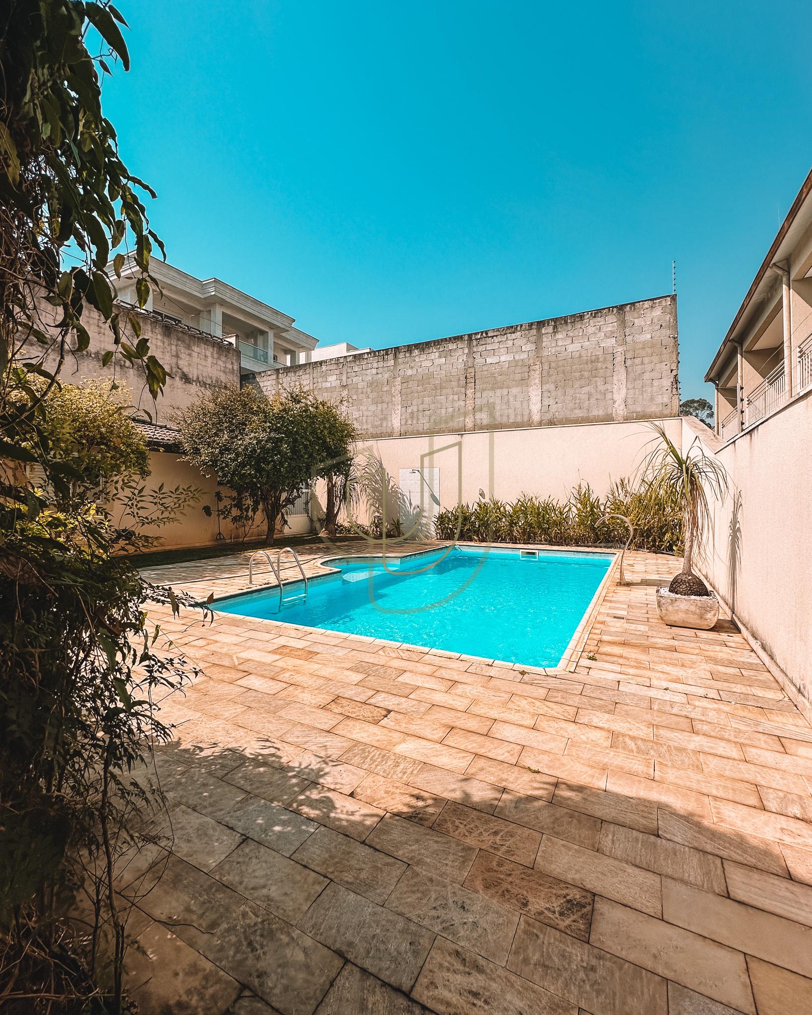 Sobrado Cl&aacute;ssico com 4 su&iacute;tes no Altos da Serra I - S&atilde;o Jos&eacute; dos Campos/SP  São José dos Campos - 