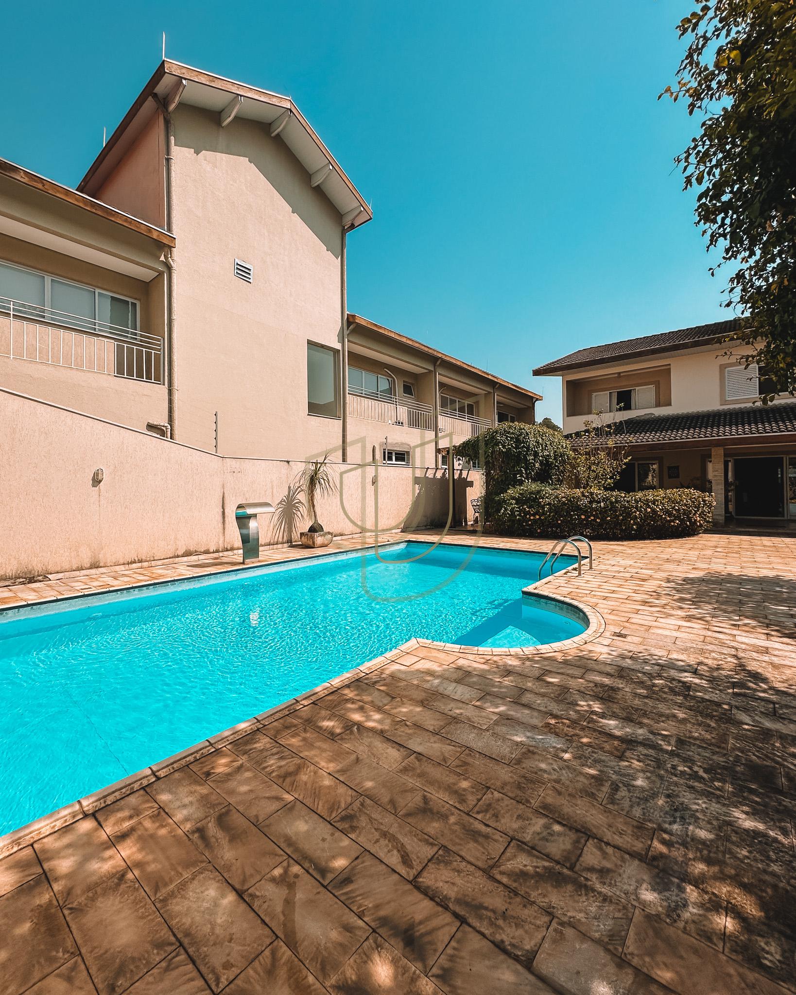 Sobrado Cl&aacute;ssico com 4 su&iacute;tes no Altos da Serra I - S&atilde;o Jos&eacute; dos Campos/SP  São José dos Campos - 