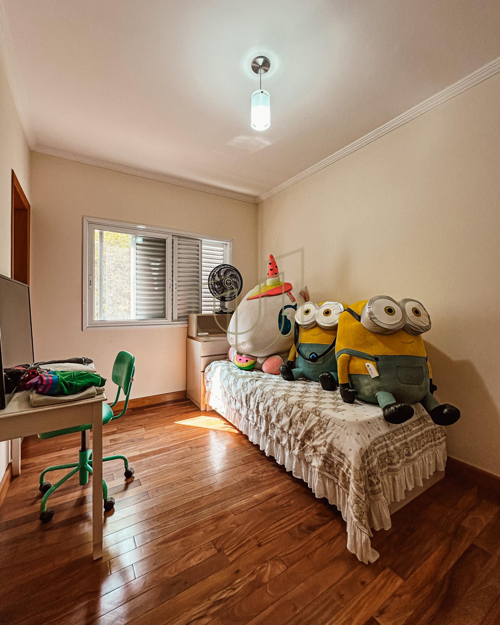 Sobrado Cl&aacute;ssico com 4 su&iacute;tes no Altos da Serra I - S&atilde;o Jos&eacute; dos Campos/SP  São José dos Campos - 