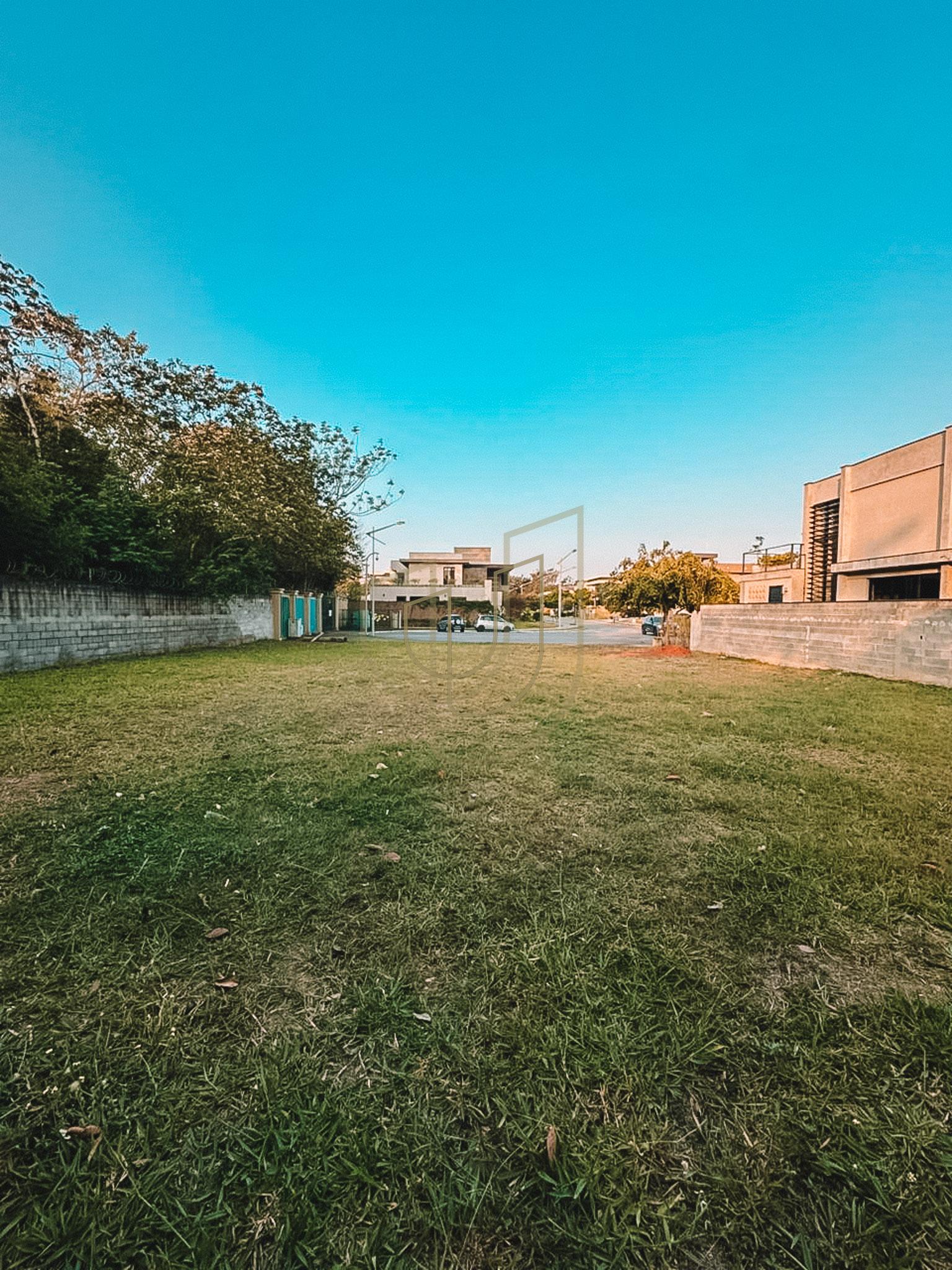 Terreno com 686m&sup2; no Jardim do Golfe II - Urbanova - S&atilde;o Jos&eacute; dos Campos/SP  São José dos Campos - 