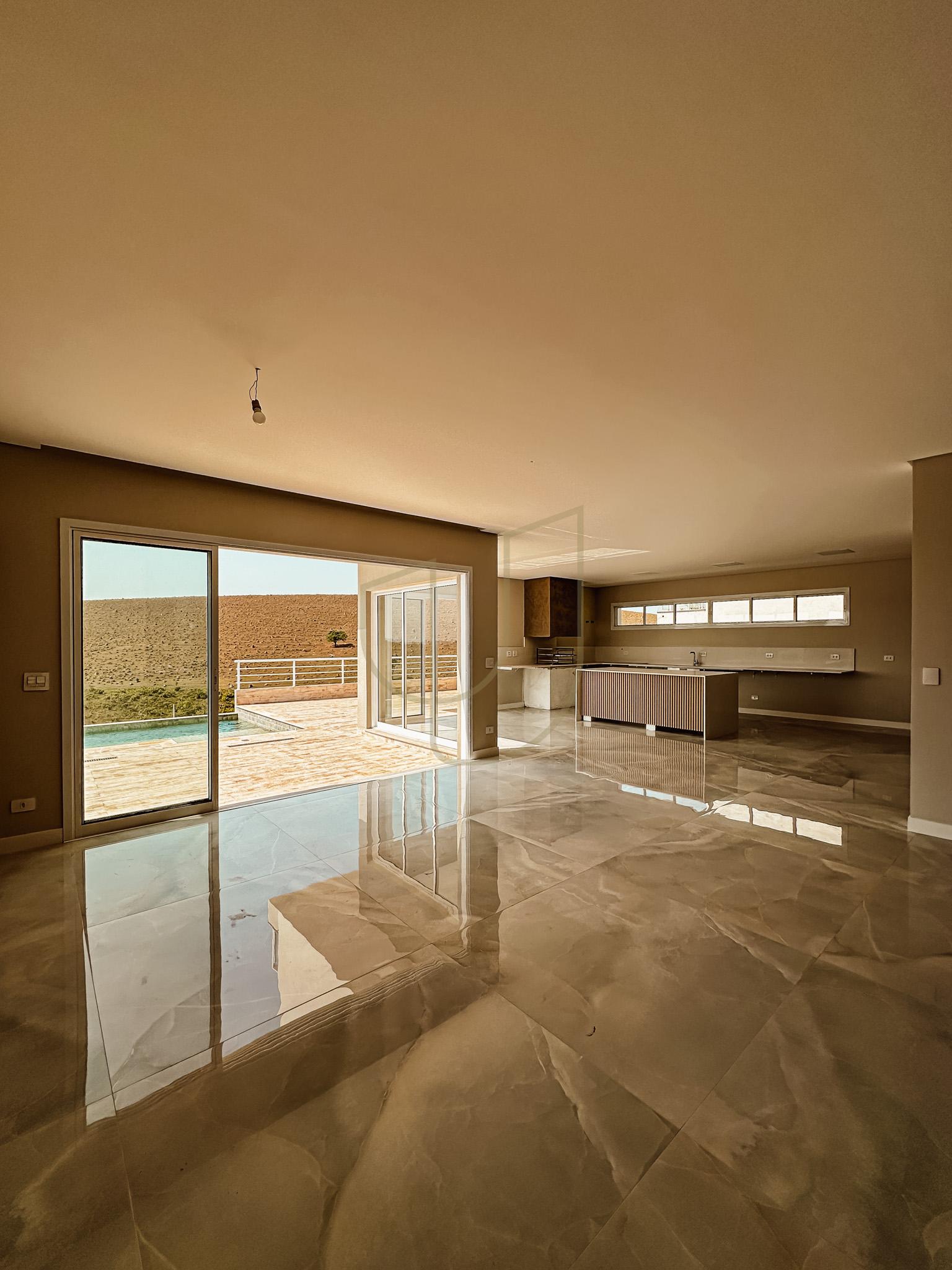 Sobrado sofisticado com vista &uacute;nica e com 4 su&iacute;tes em Urbanova - S&atilde;o Jos&eacute; dos Campos/SP  São José dos Campos - 