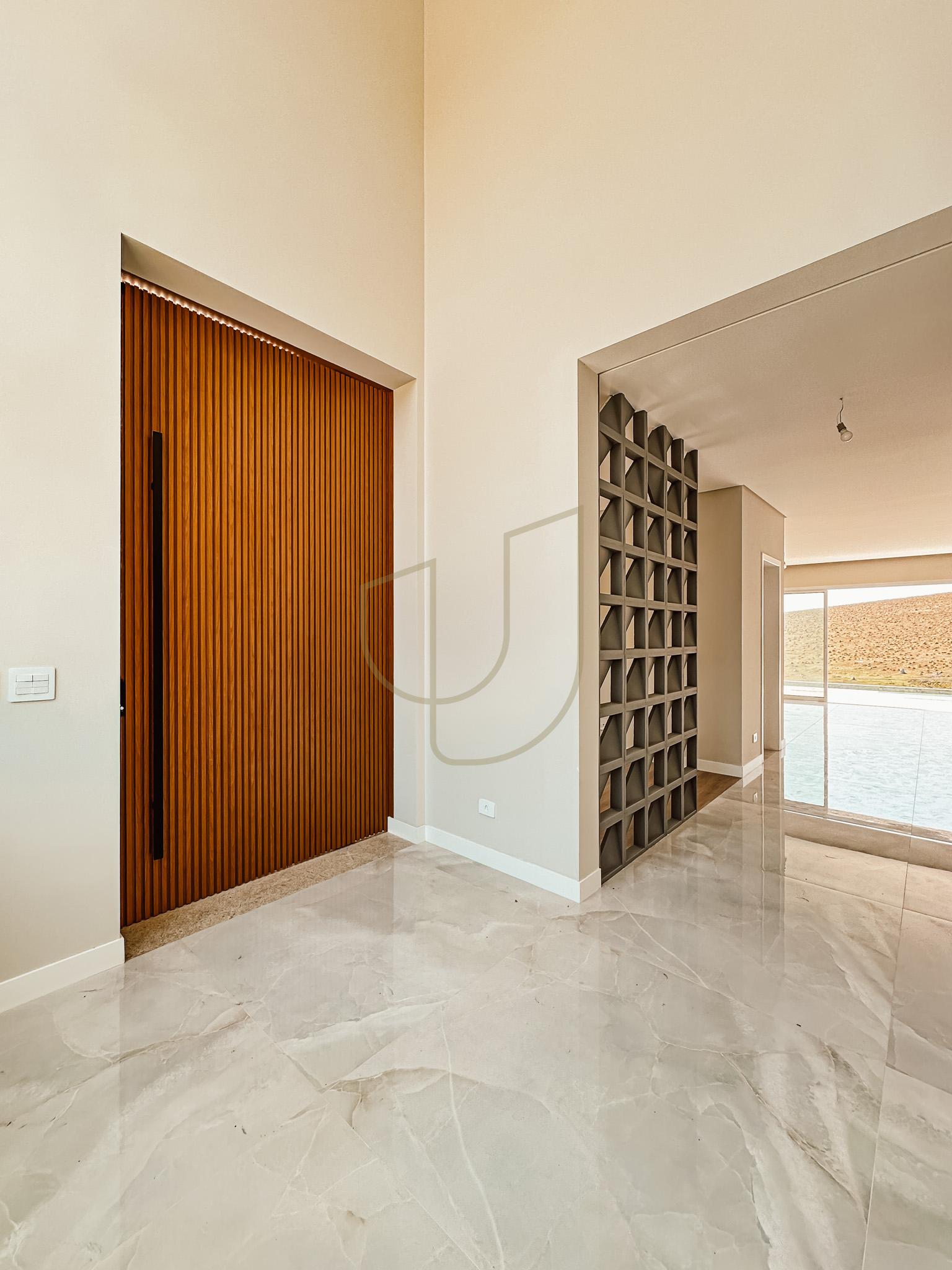 Sobrado sofisticado com vista &uacute;nica e com 4 su&iacute;tes em Urbanova - S&atilde;o Jos&eacute; dos Campos/SP  São José dos Campos - 