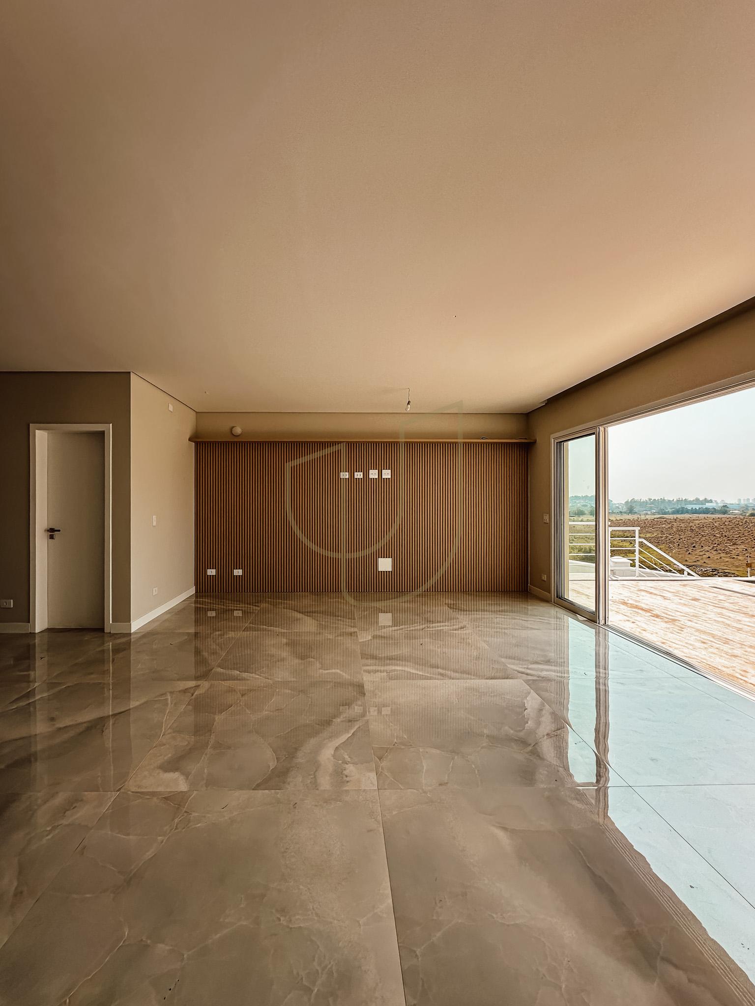 Sobrado sofisticado com vista &uacute;nica e com 4 su&iacute;tes em Urbanova - S&atilde;o Jos&eacute; dos Campos/SP  São José dos Campos - 