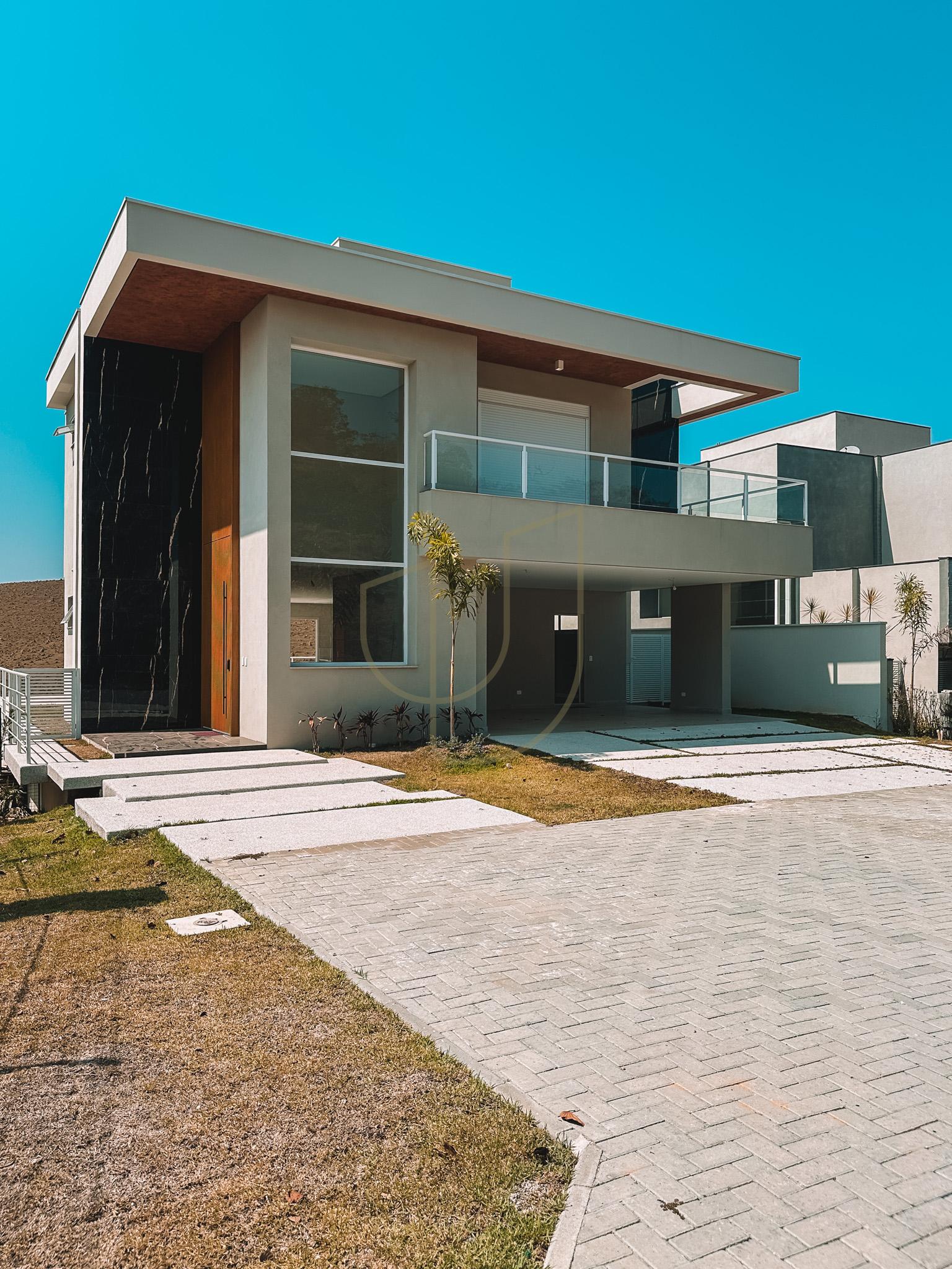 Sobrado sofisticado com vista &uacute;nica e com 4 su&iacute;tes em Urbanova - S&atilde;o Jos&eacute; dos Campos/SP  São José dos Campos - 