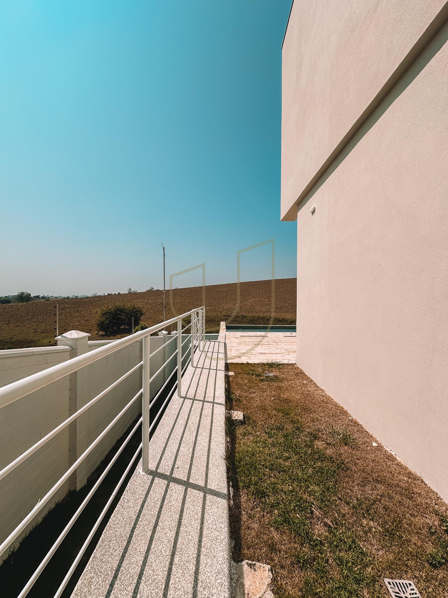 Sobrado sofisticado com vista &uacute;nica e com 4 su&iacute;tes em Urbanova - S&atilde;o Jos&eacute; dos Campos/SP  São José dos Campos - 