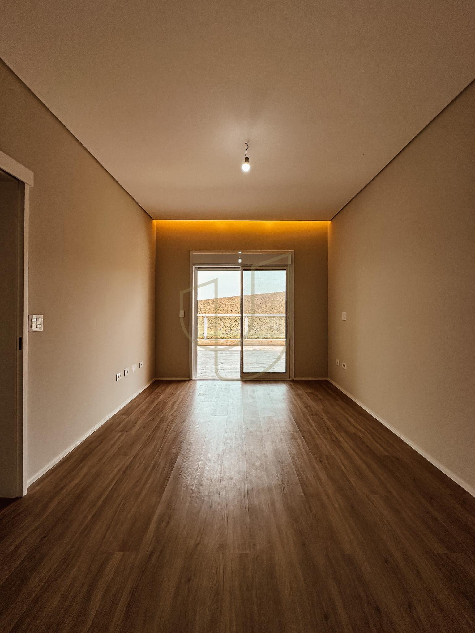 Sobrado sofisticado com vista &uacute;nica e com 4 su&iacute;tes em Urbanova - S&atilde;o Jos&eacute; dos Campos/SP  São José dos Campos - 