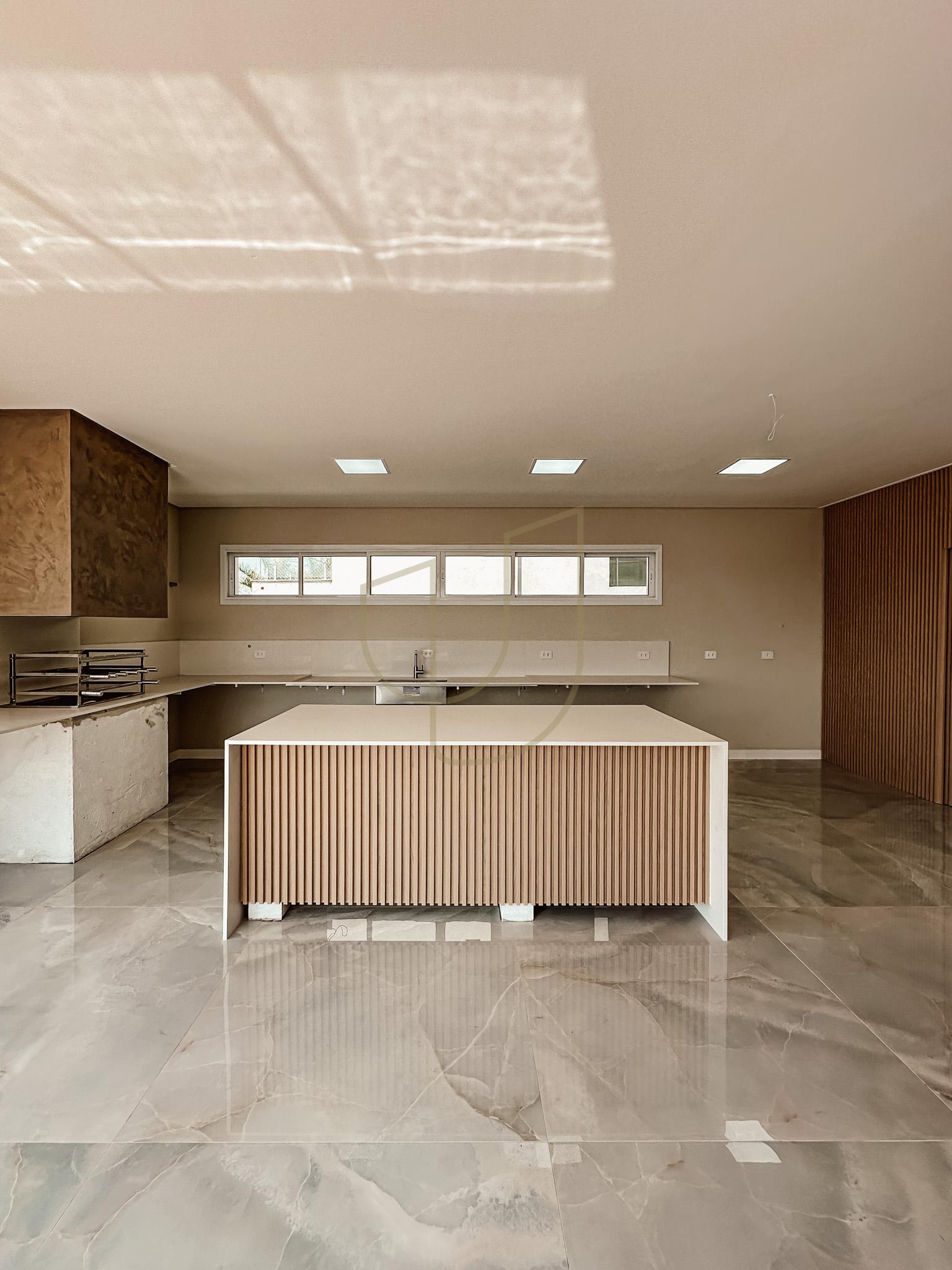 Sobrado sofisticado com vista &uacute;nica e com 4 su&iacute;tes em Urbanova - S&atilde;o Jos&eacute; dos Campos/SP  São José dos Campos - 