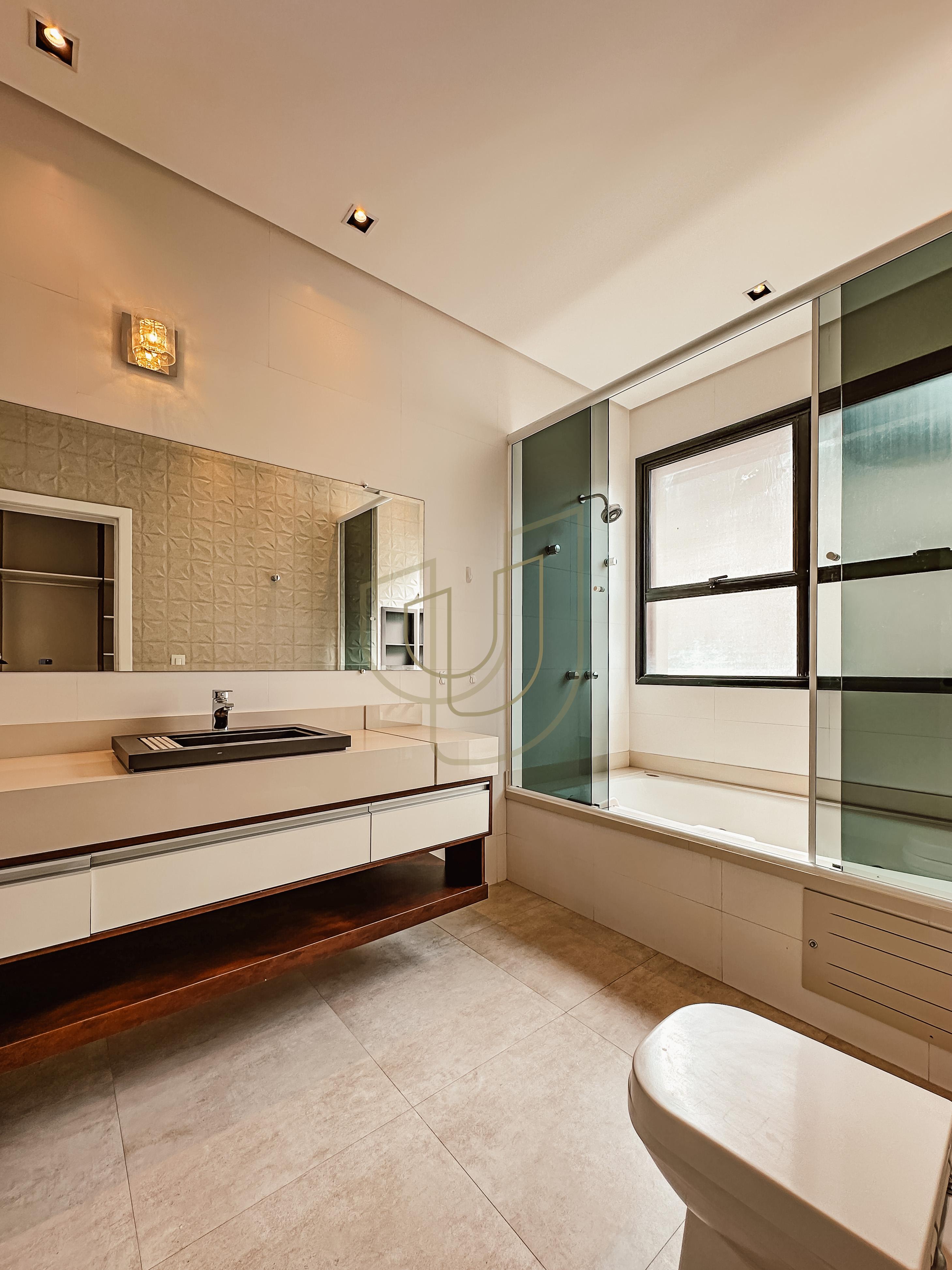 Sobrado sofisticado e moderno com 4 su&iacute;tes no Urbanova - S&atilde;o Jos&eacute; dos Campos/SP  São José dos Campos - 