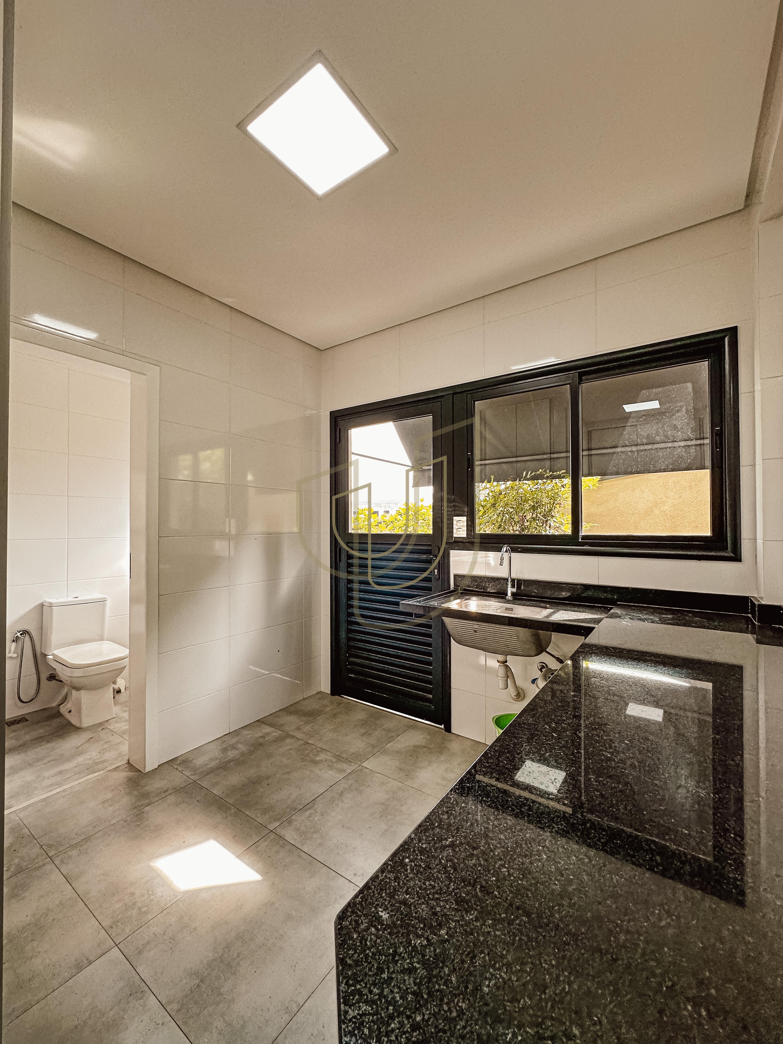 Sobrado sofisticado e moderno com 4 su&iacute;tes no Urbanova - S&atilde;o Jos&eacute; dos Campos/SP  São José dos Campos - 